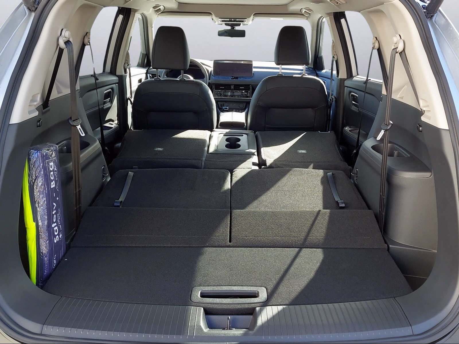 NISSAN X-Trail 1.5 VC-T Tekna+ e-4orce 7P-image-9
