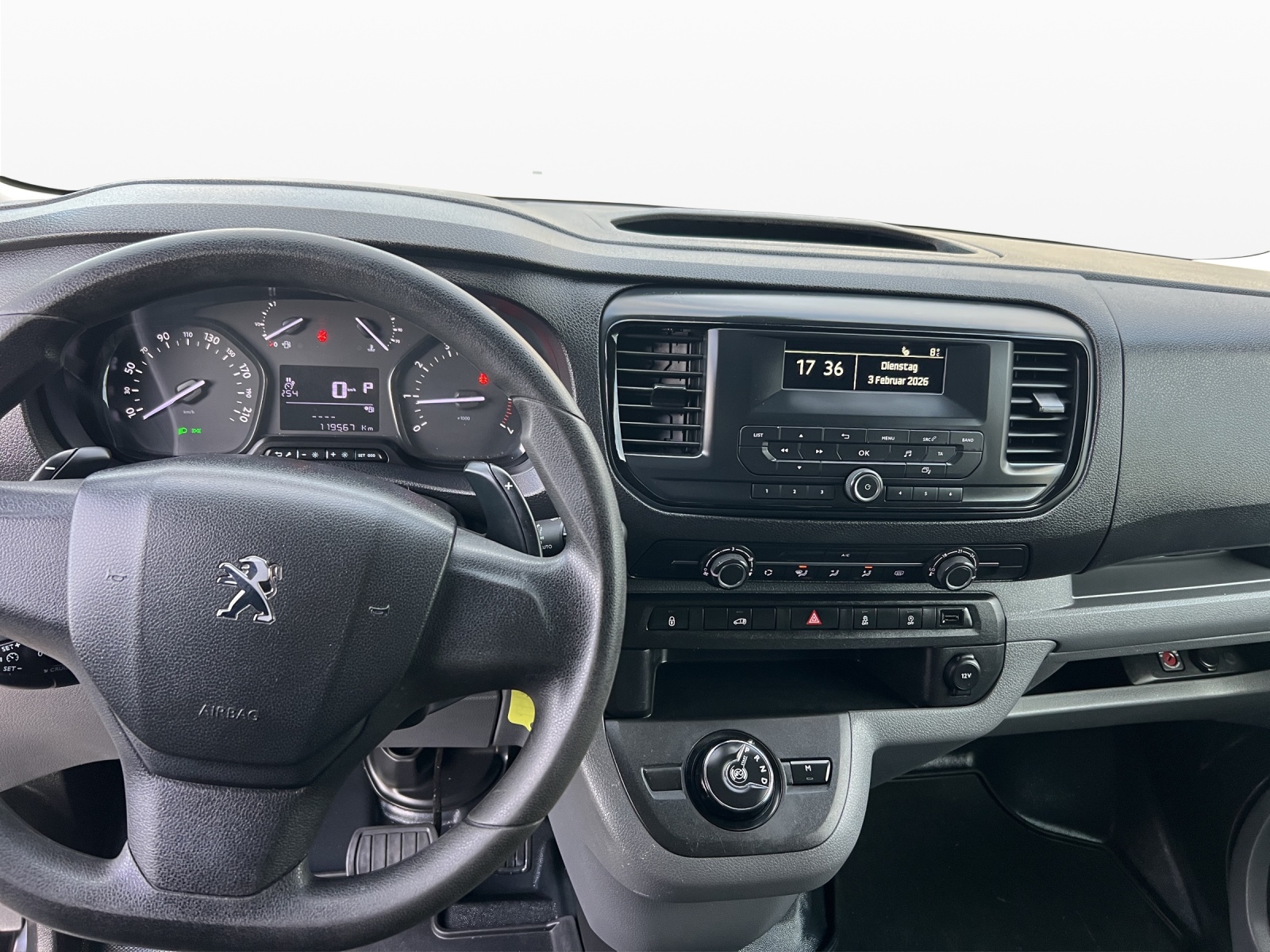 PEUGEOT Expert 2.0 BlueHDi 120 S&S Premium Long EAT8-image-11