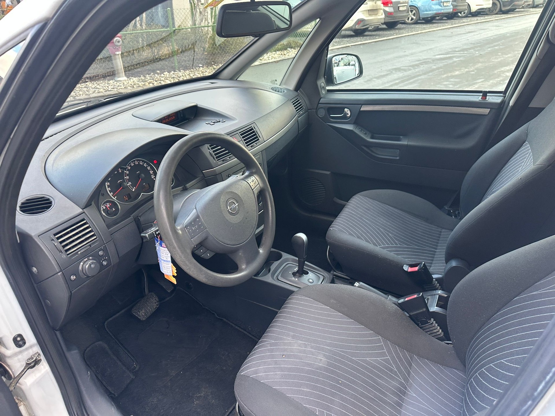 OPEL Meriva 1.6i-16 TP Enjoy-image-8