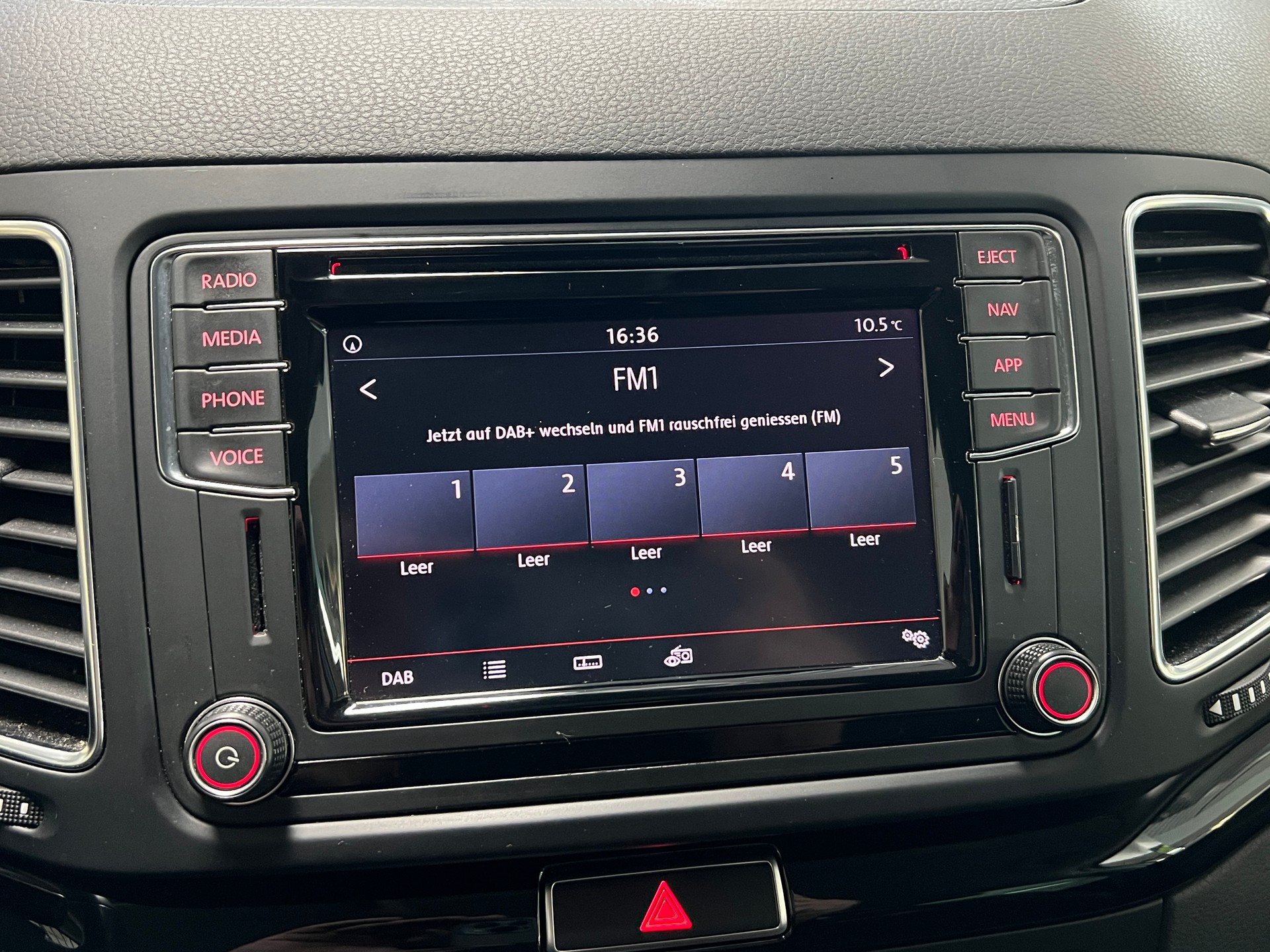 SEAT Alhambra 2.0 TDI DSG SWISS FR-image-22