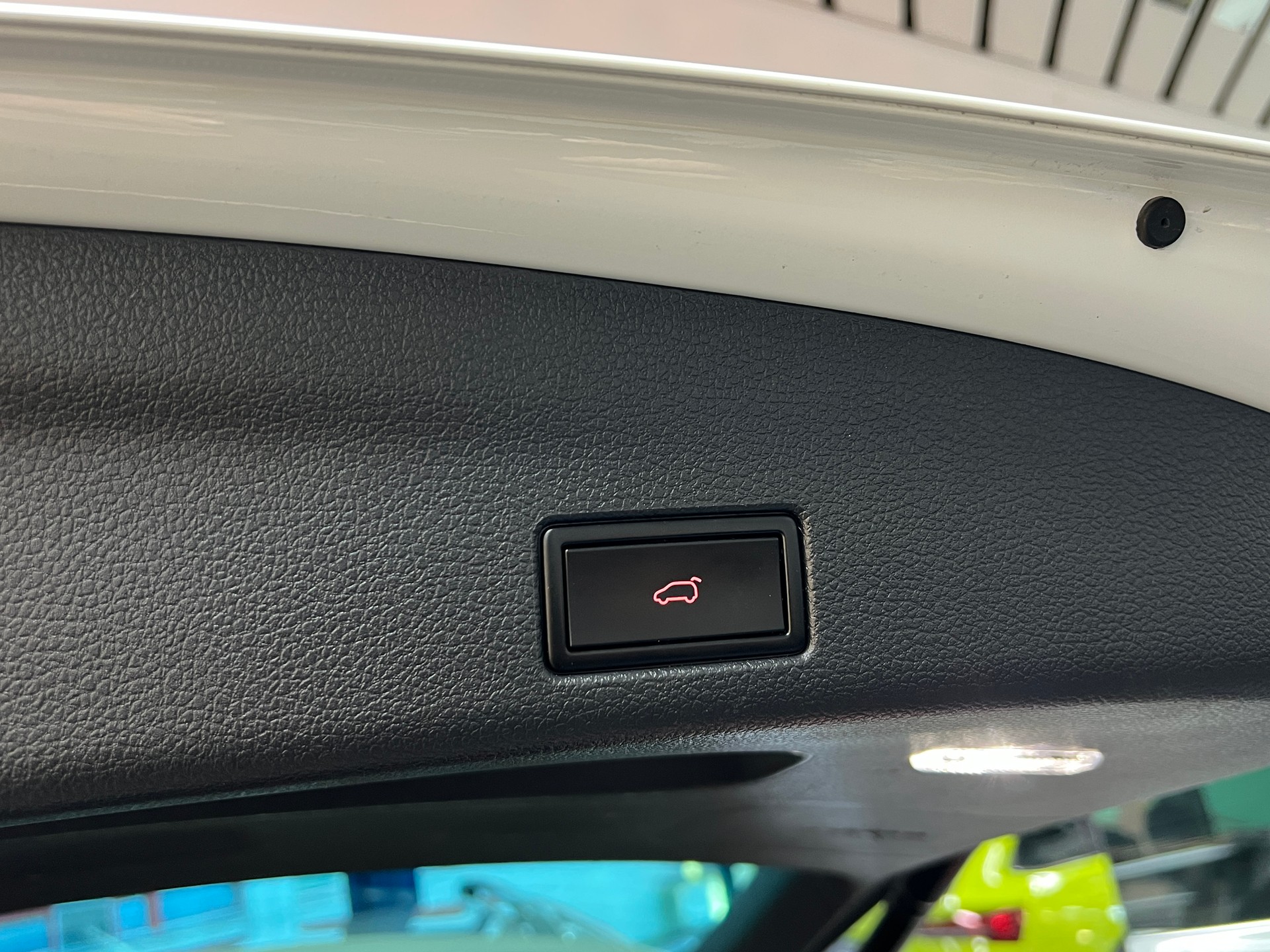 SEAT Alhambra 2.0 TDI DSG SWISS FR-image-25