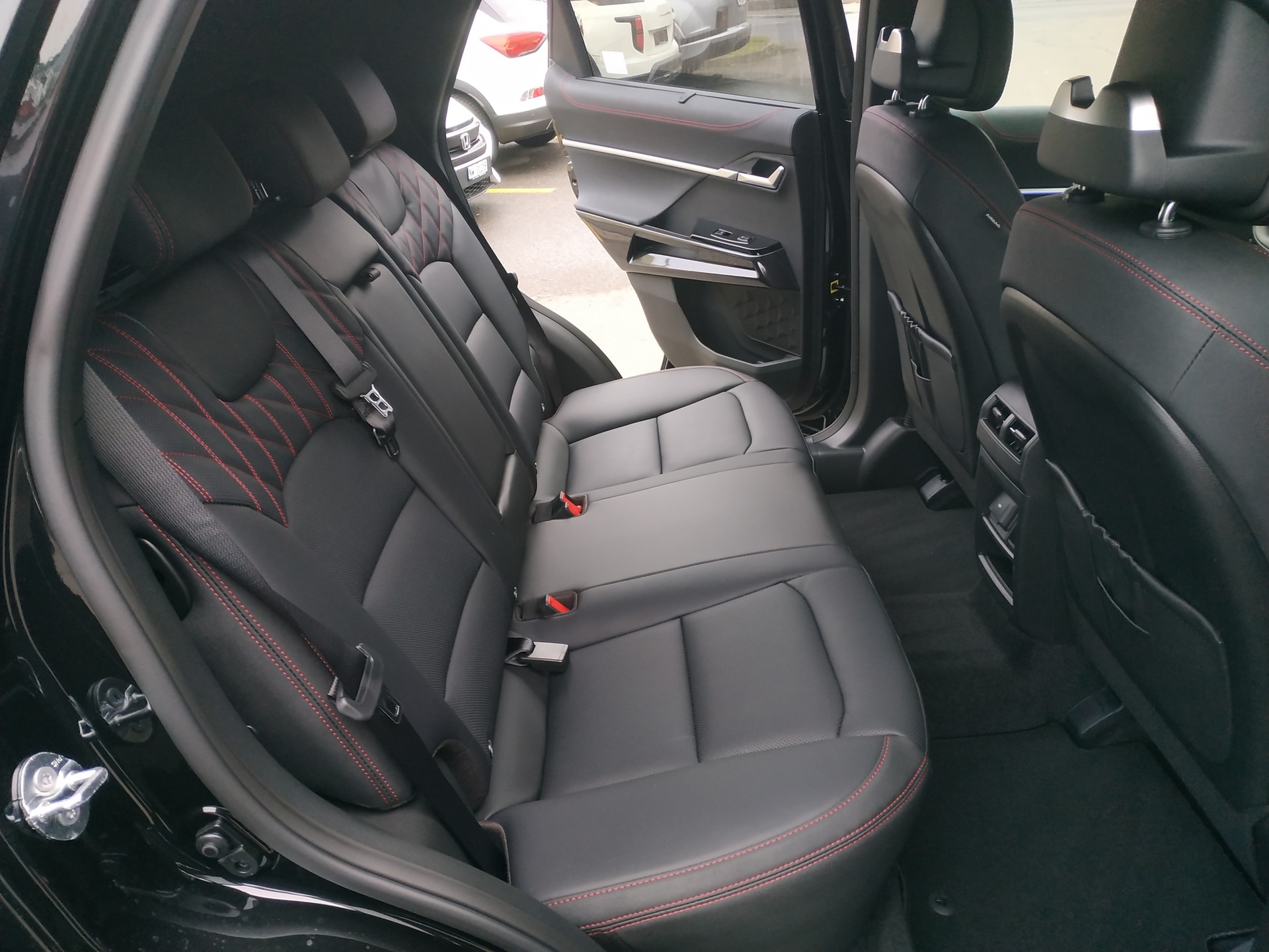KGM-SsangYong Actyon 1.5 T GDI First Edition 4WD Automat-image-19