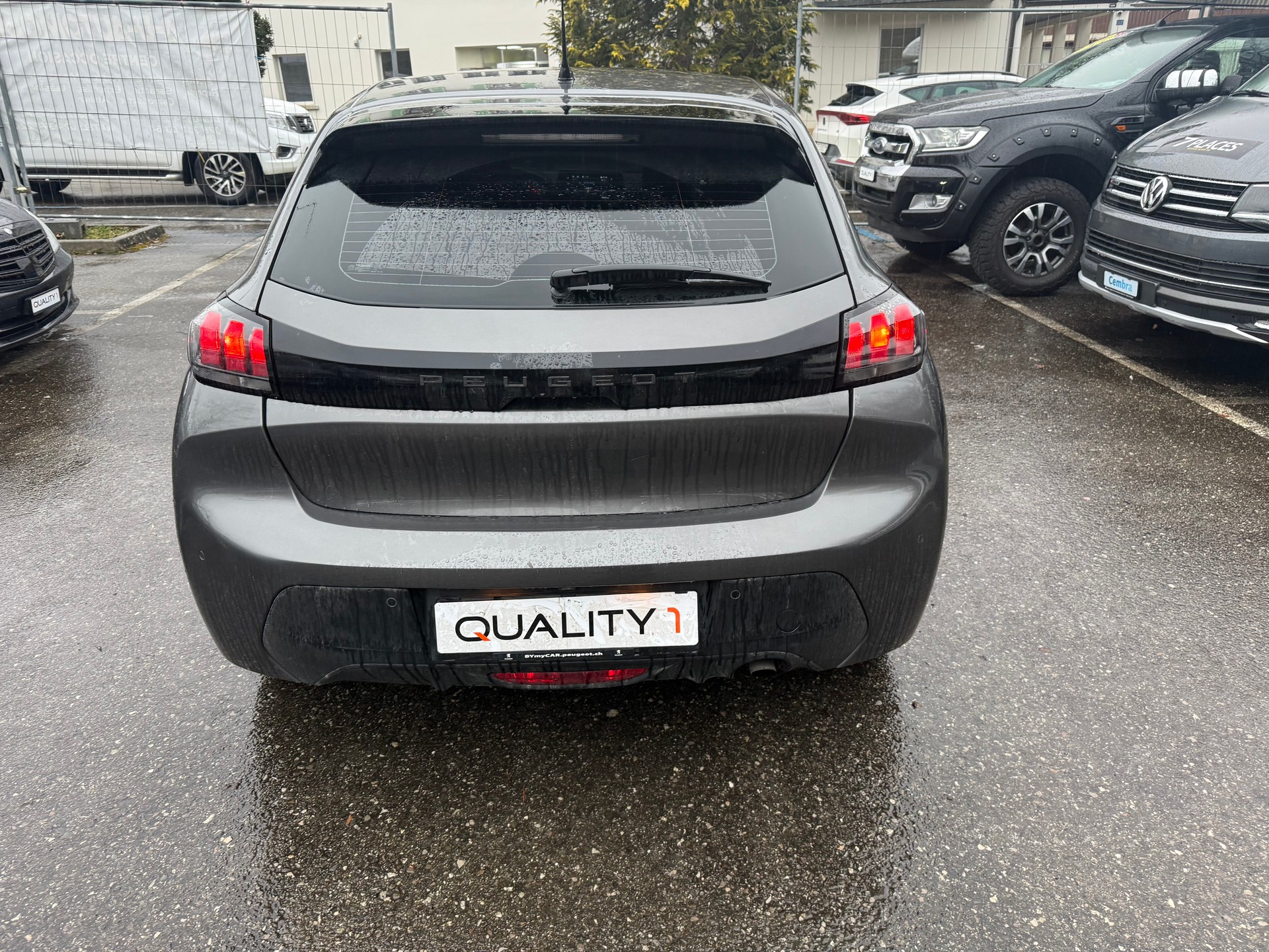 PEUGEOT 208 1.2 PureTech Active-image-4