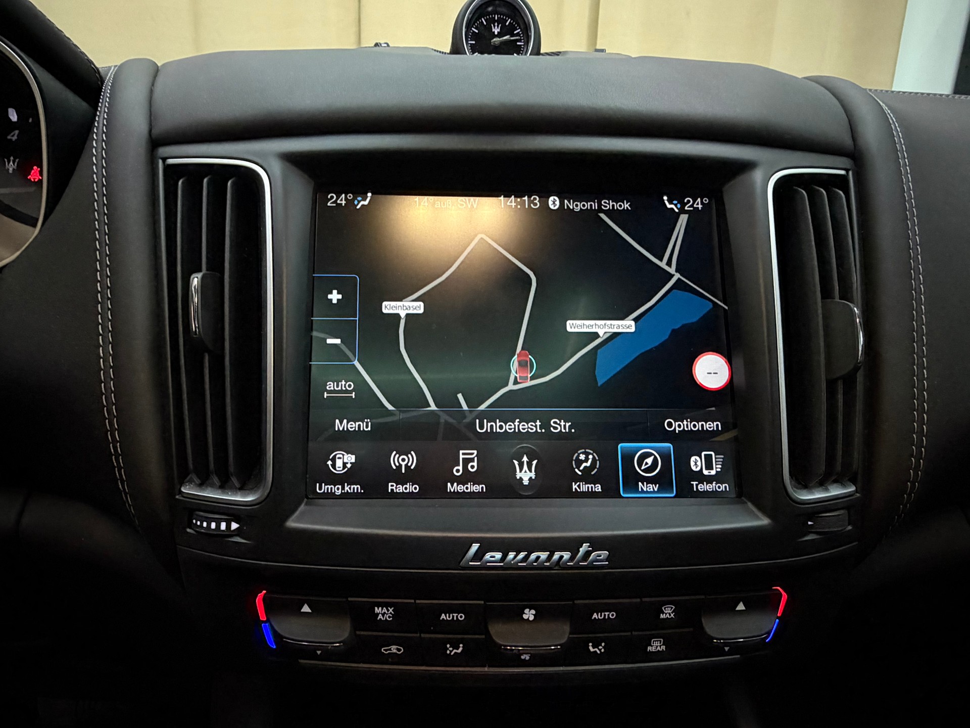 MASERATI Levante S 3.0 V6 GranLusso Automatica-image-9