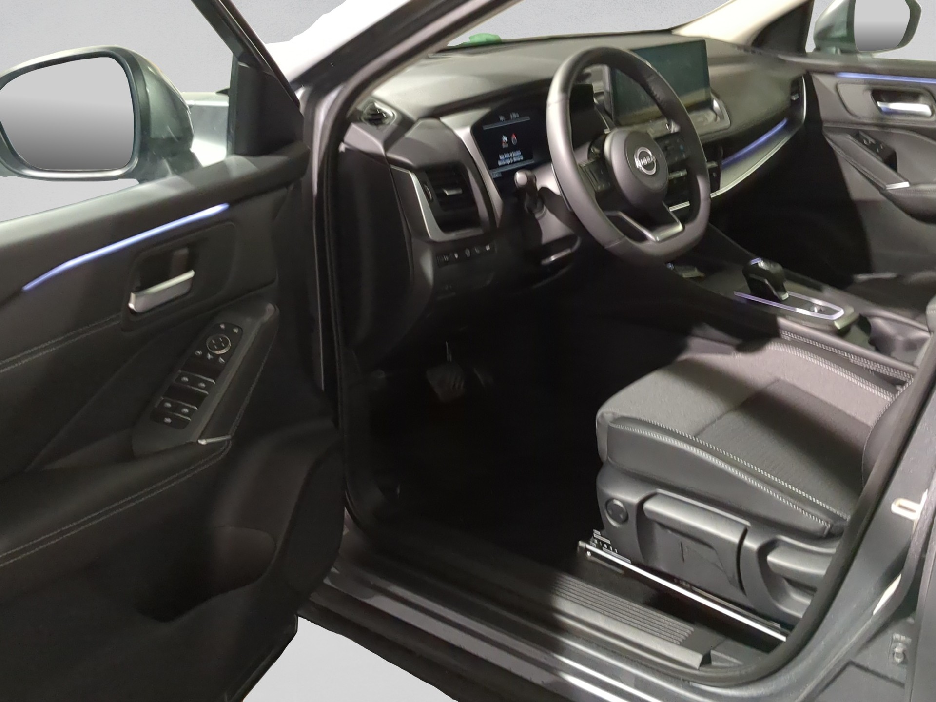 NISSAN Qashqai 1.3 DIG-T MHEV N-Connecta Xtronic-image-21