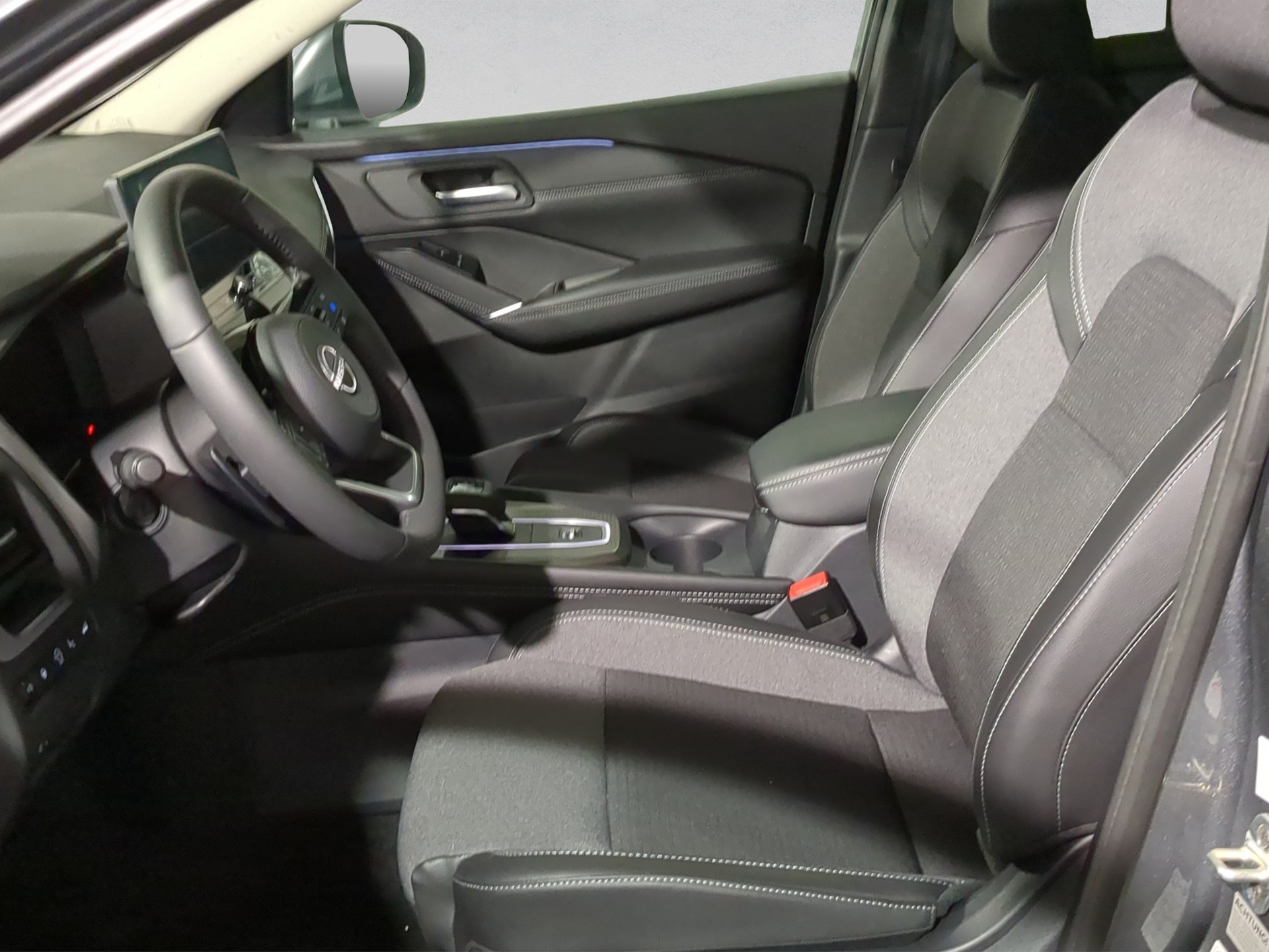 NISSAN Qashqai 1.3 DIG-T MHEV N-Connecta Xtronic-image-8