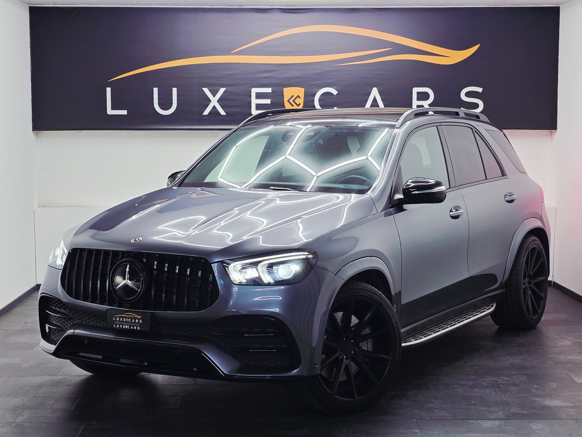 MERCEDES-BENZ GLE 53 AMG 4Matic+ 9G-Speedshift*TOP-AUSSTATTUNG*PANO*22 ZOLL*8FACH RÄDER*AHK*