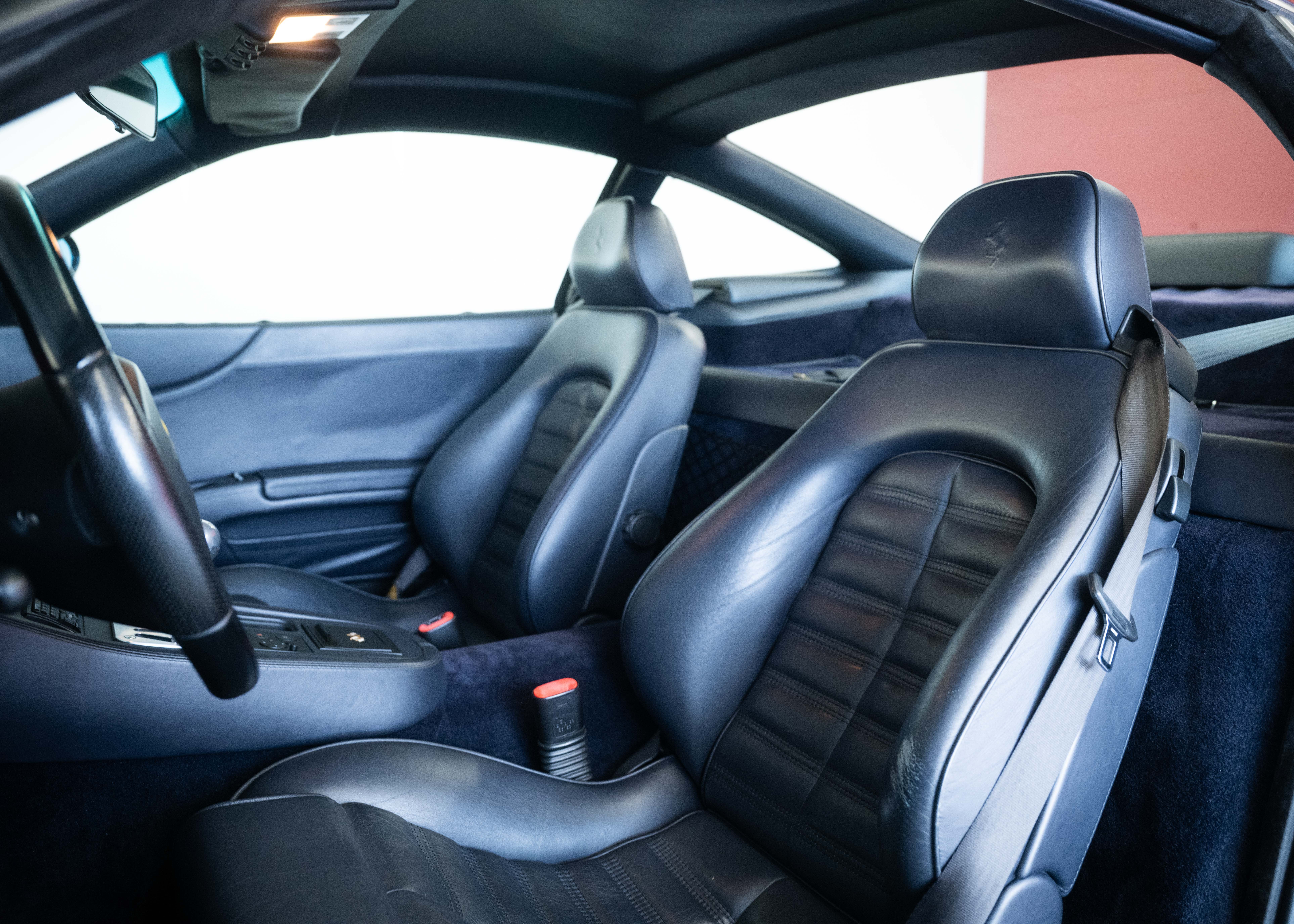 Image FERRARI F550 F550 Maranello (Tour de France Blue, Swiss car, 2nd hand, fully documented)