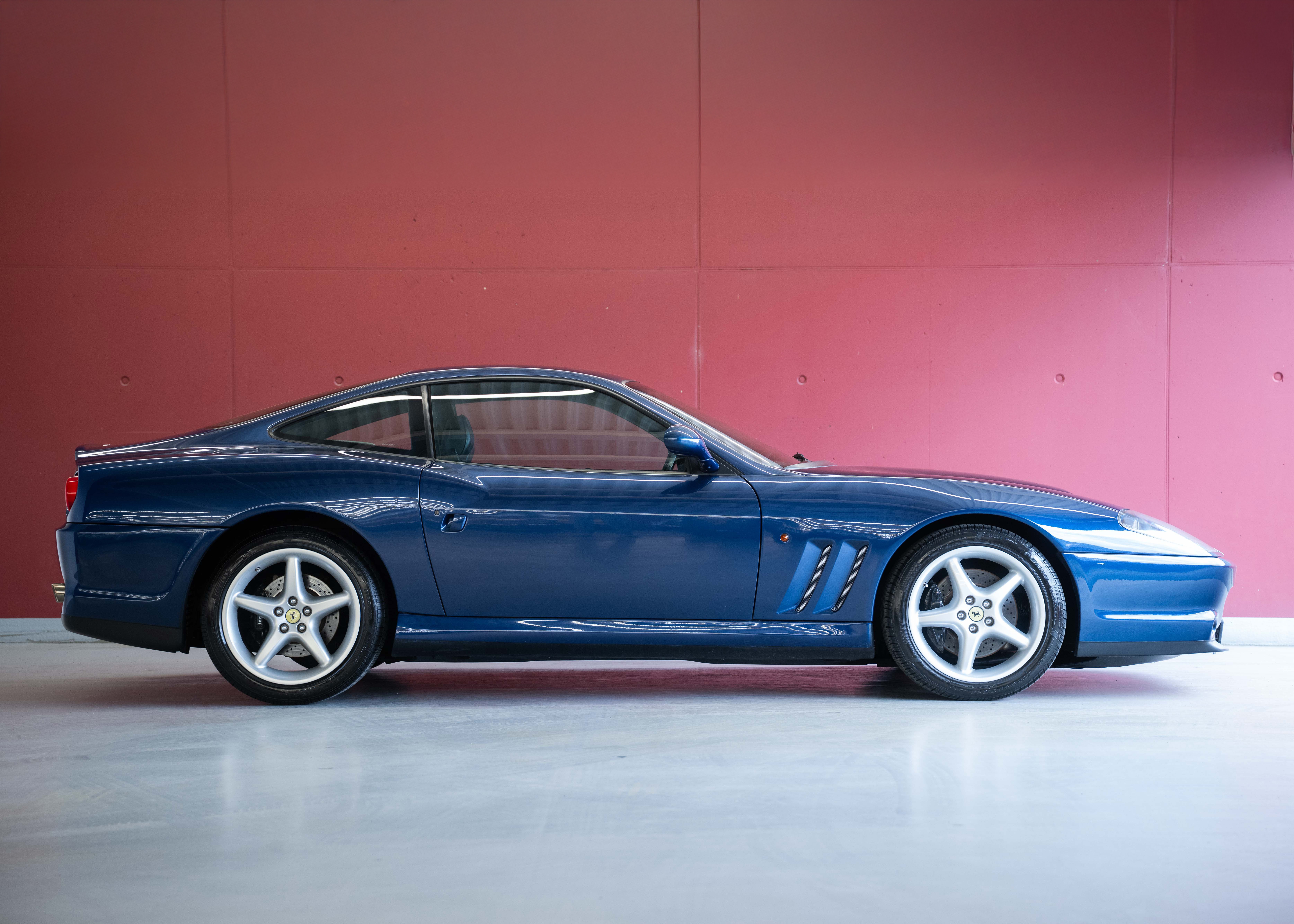 Image FERRARI F550 F550 Maranello (Tour de France Blue, Swiss car, 2nd hand, fully documented)