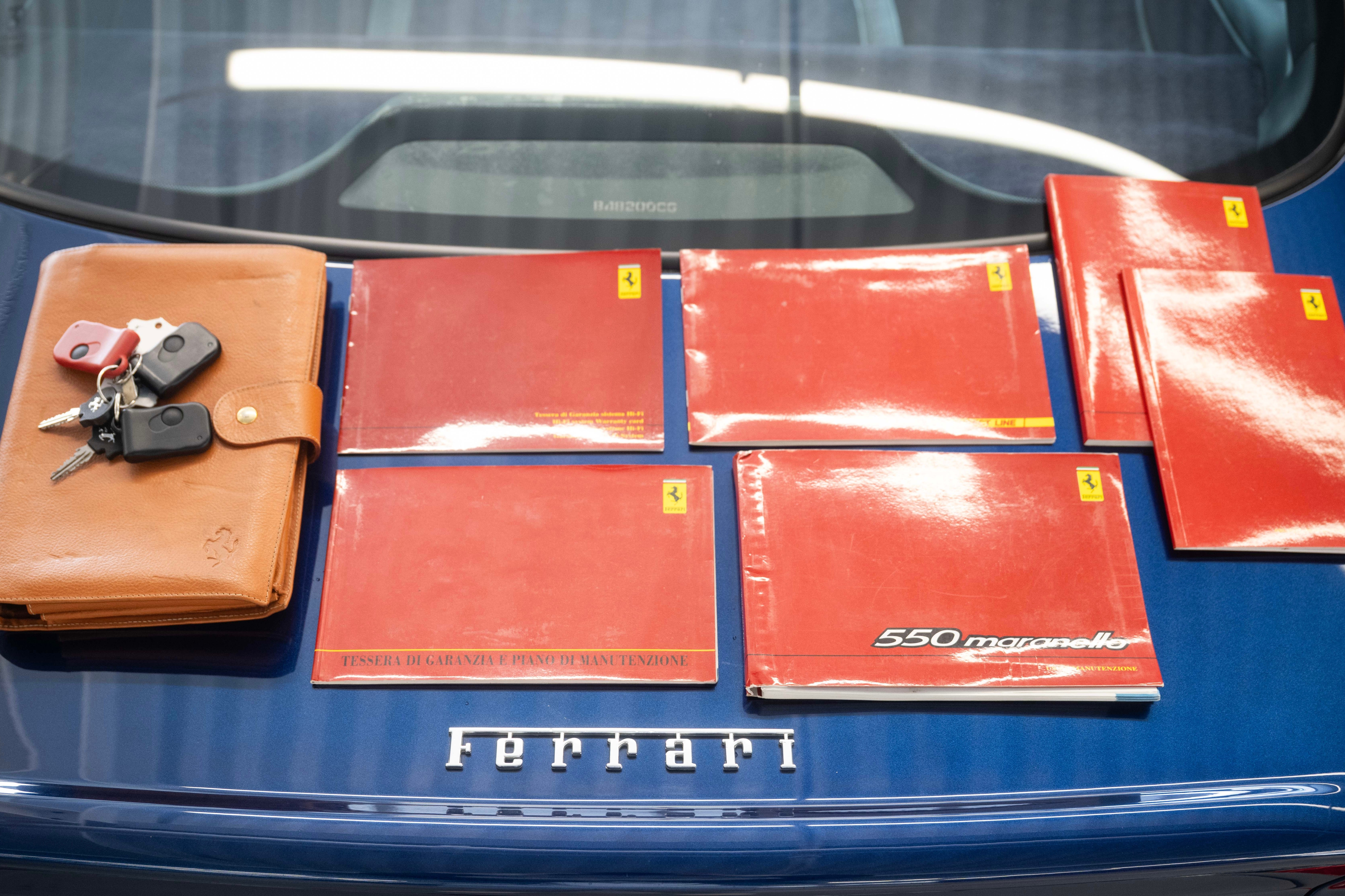 Image FERRARI F550 F550 Maranello (Tour de France Blue, Swiss car, 2nd hand, fully documented)