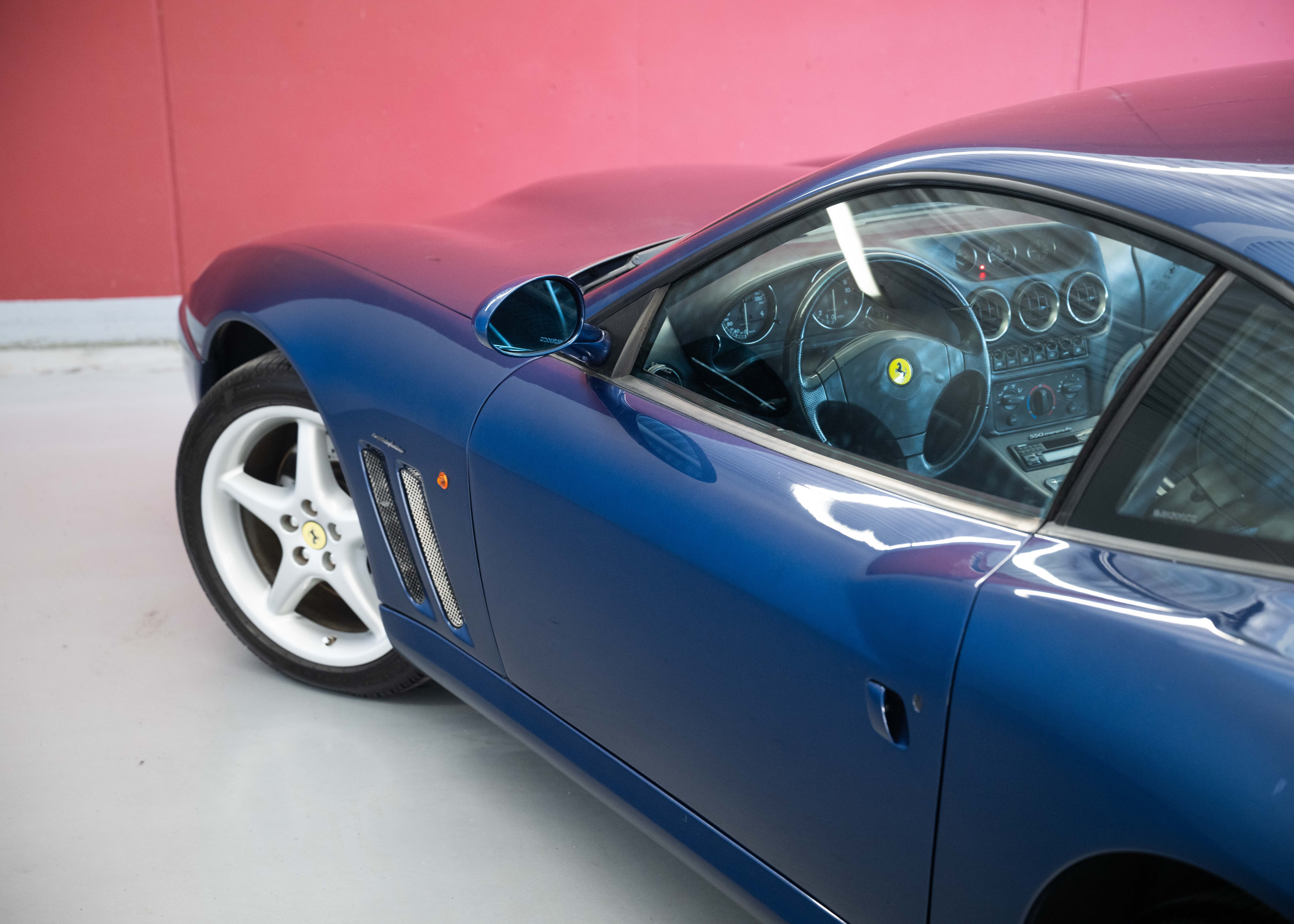 Image FERRARI F550 F550 Maranello (Tour de France Blue, Swiss car, 2nd hand, fully documented)