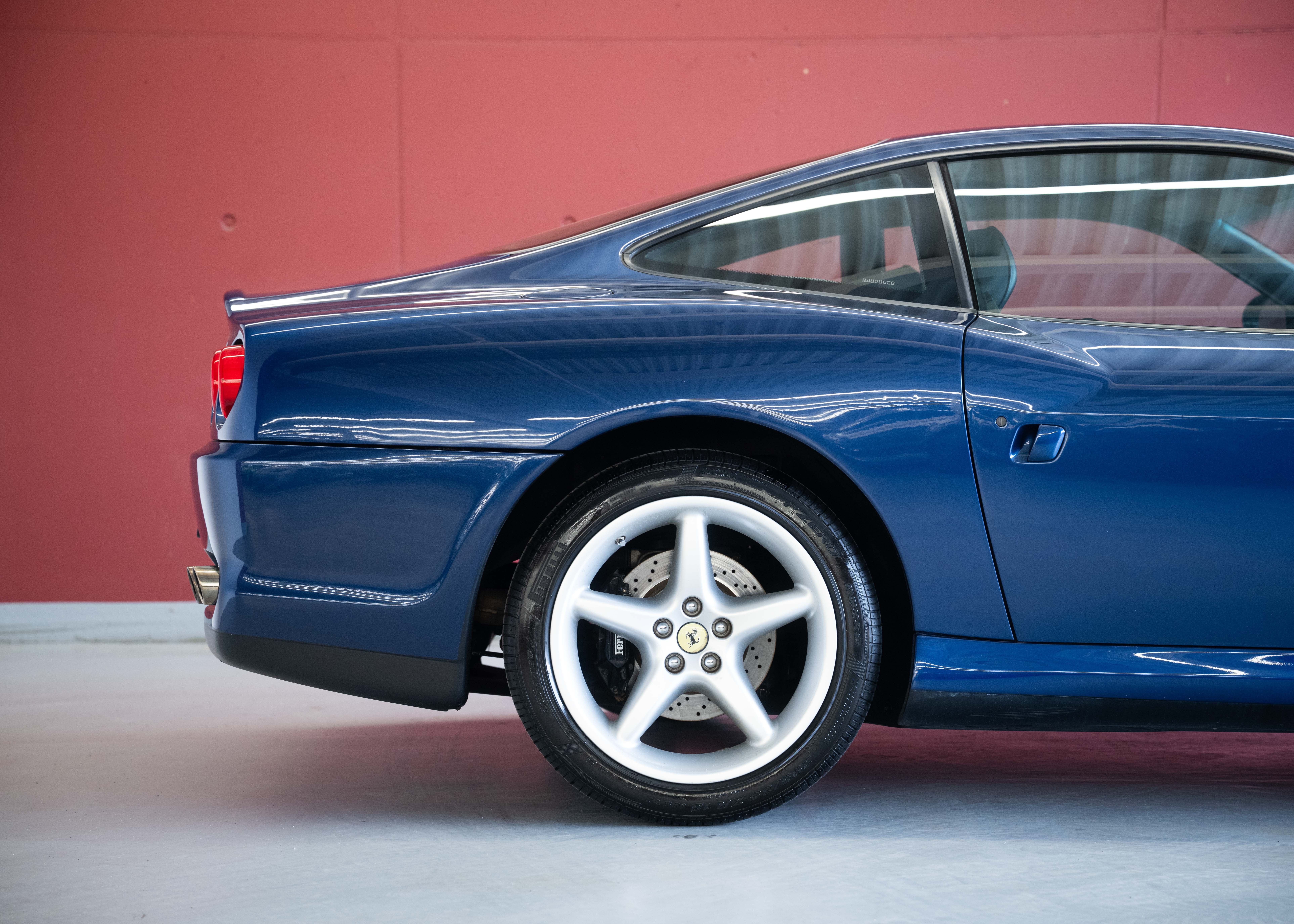 Image FERRARI F550 F550 Maranello (Tour de France Blue, Swiss car, 2nd hand, fully documented)