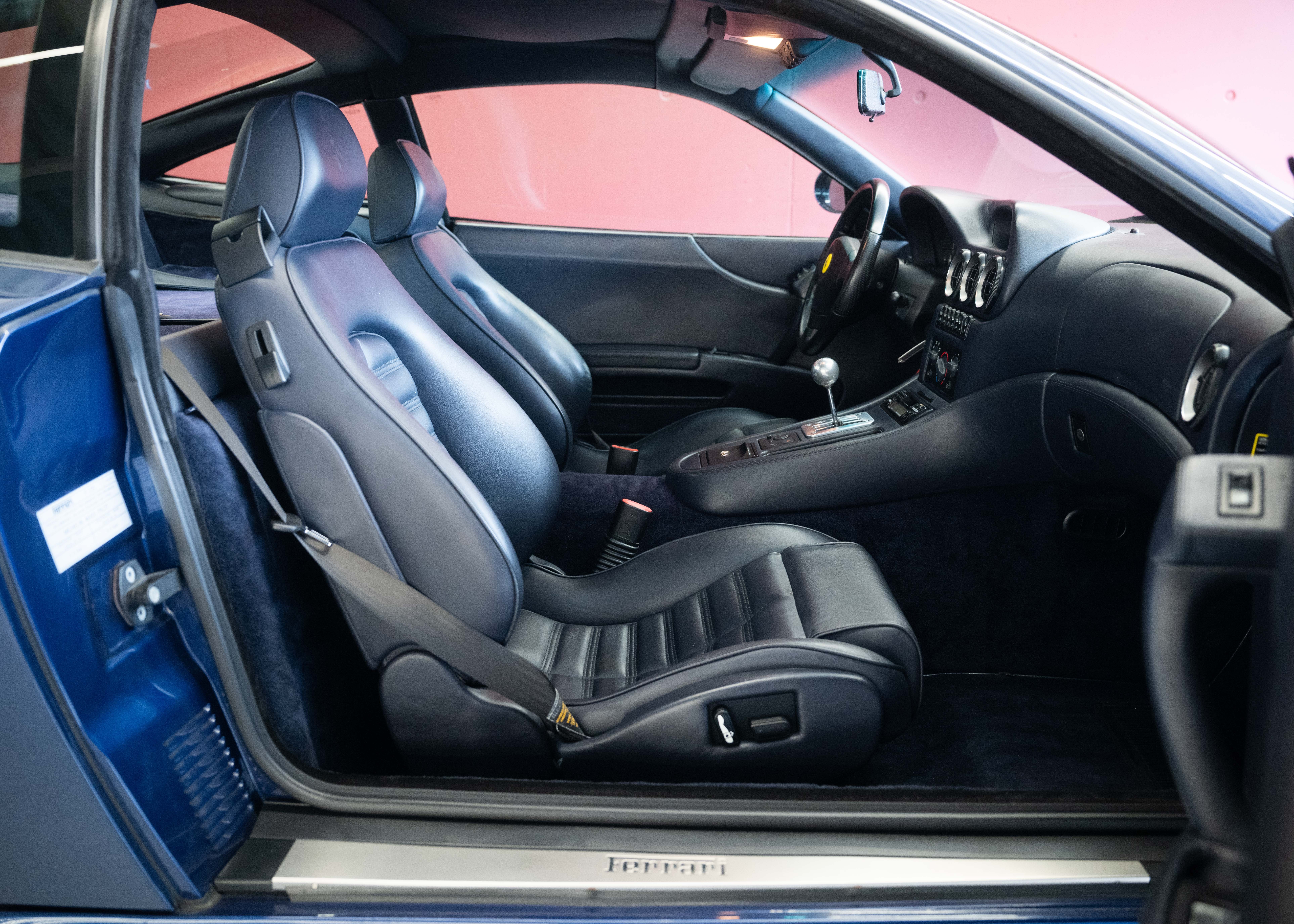 Image FERRARI F550 F550 Maranello (Tour de France Blue, Swiss car, 2nd hand, fully documented)