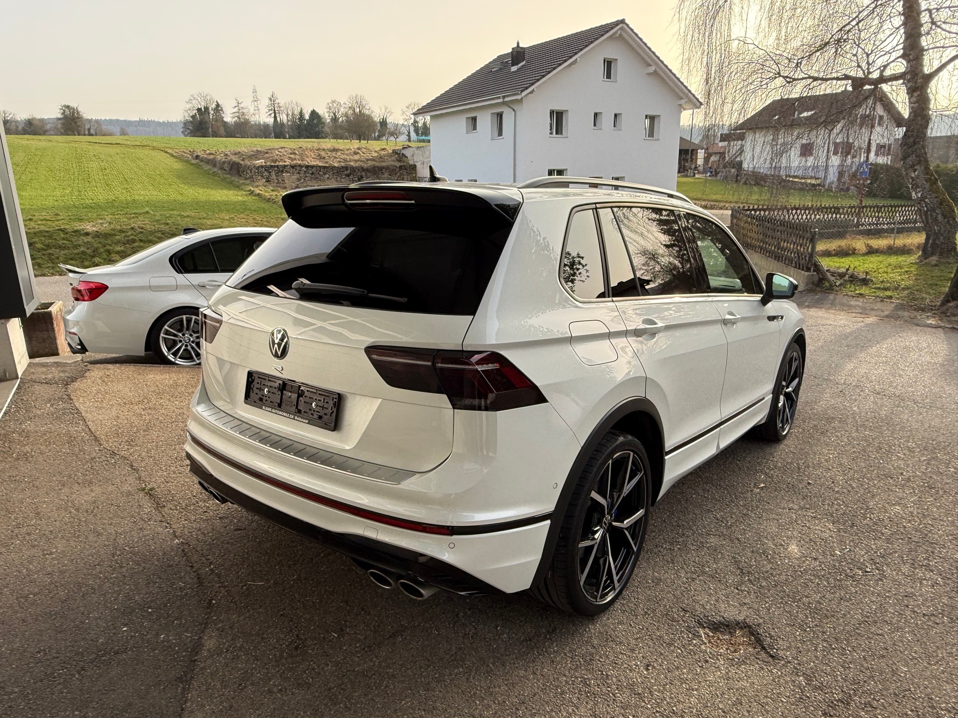 VW Tiguan 2.0TSI R 4Motion DSG / VENDUE VERKAUFT-image-5