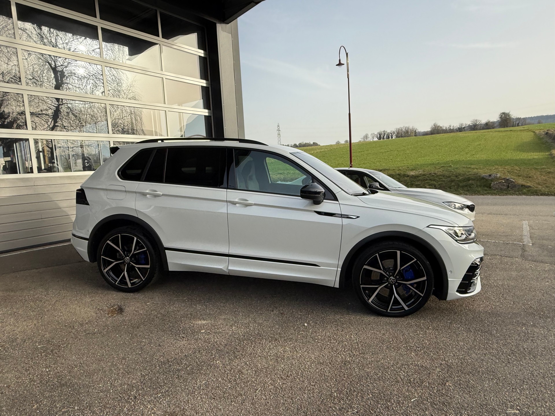 VW Tiguan 2.0TSI R 4Motion DSG / VENDUE VERKAUFT