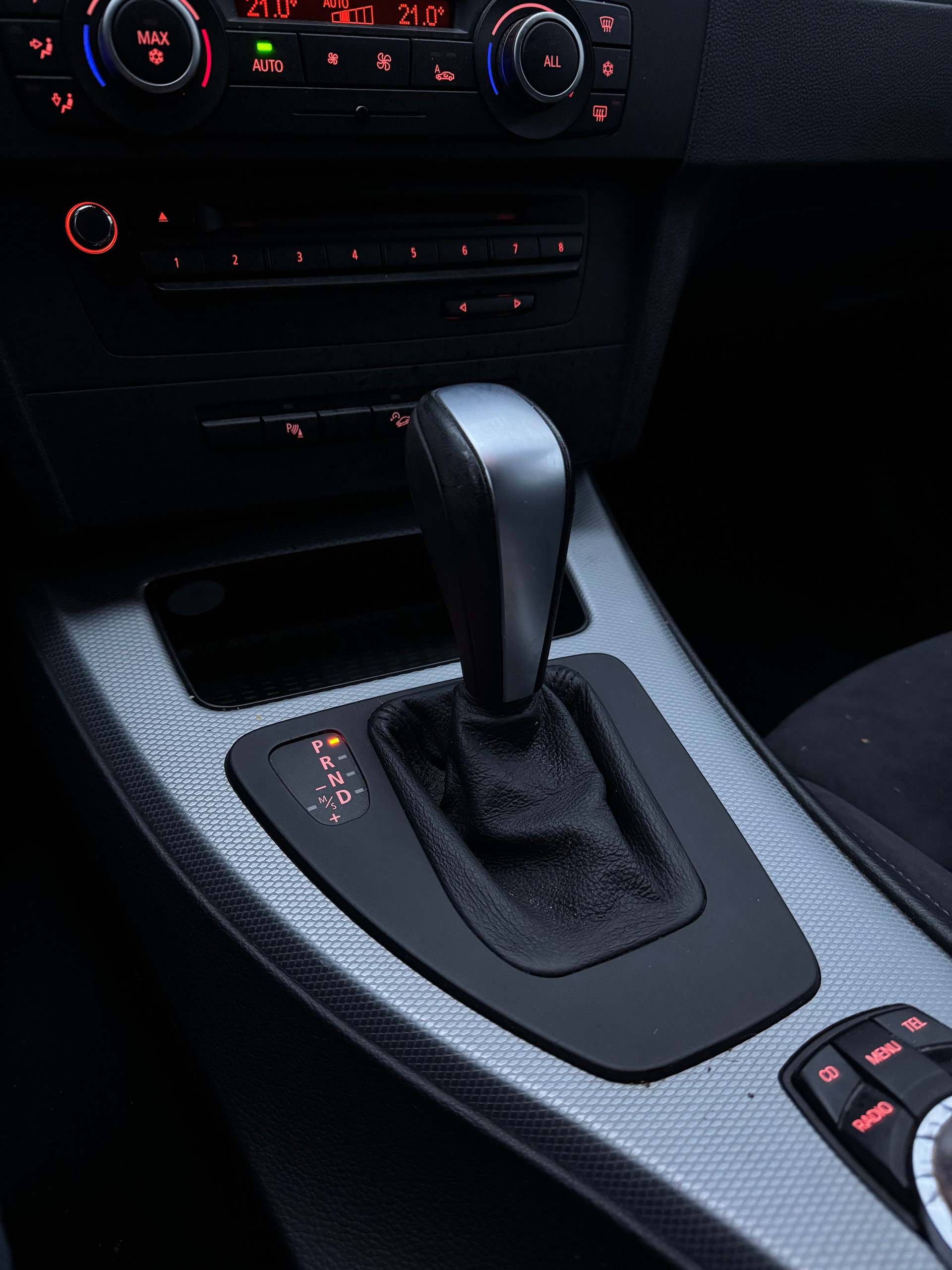 BMW 320d xDrive Touring Steptronic-image-11