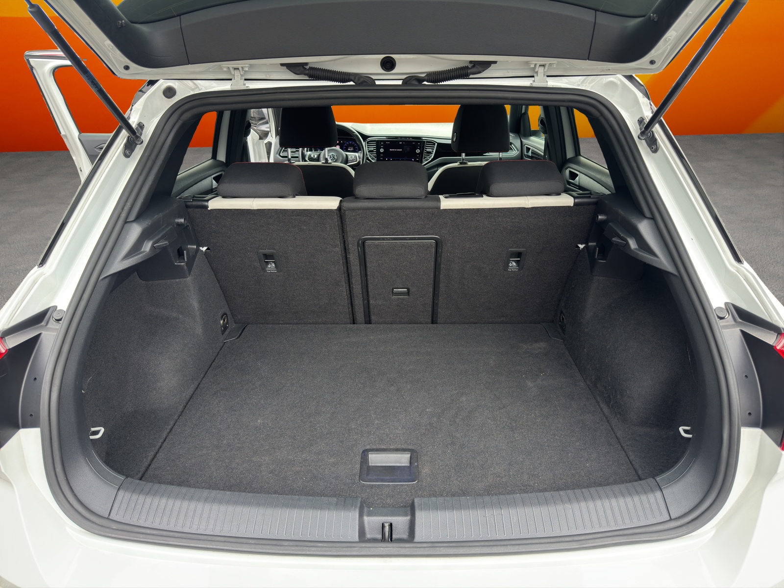 VW T-Roc 2.0 TSI Sport DSG 4Motion-image-12
