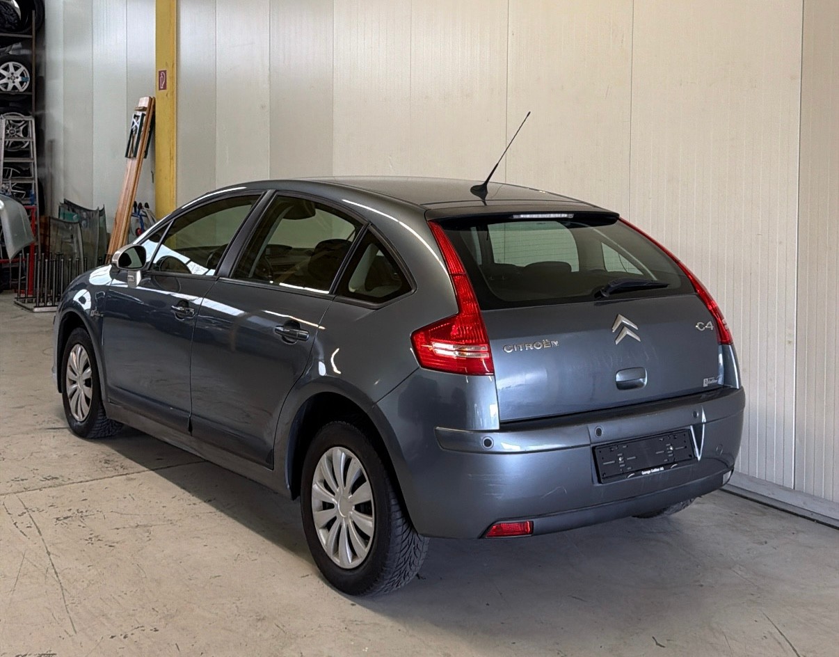 CITROEN C4 Berline 1.6i 16V SX-image-4