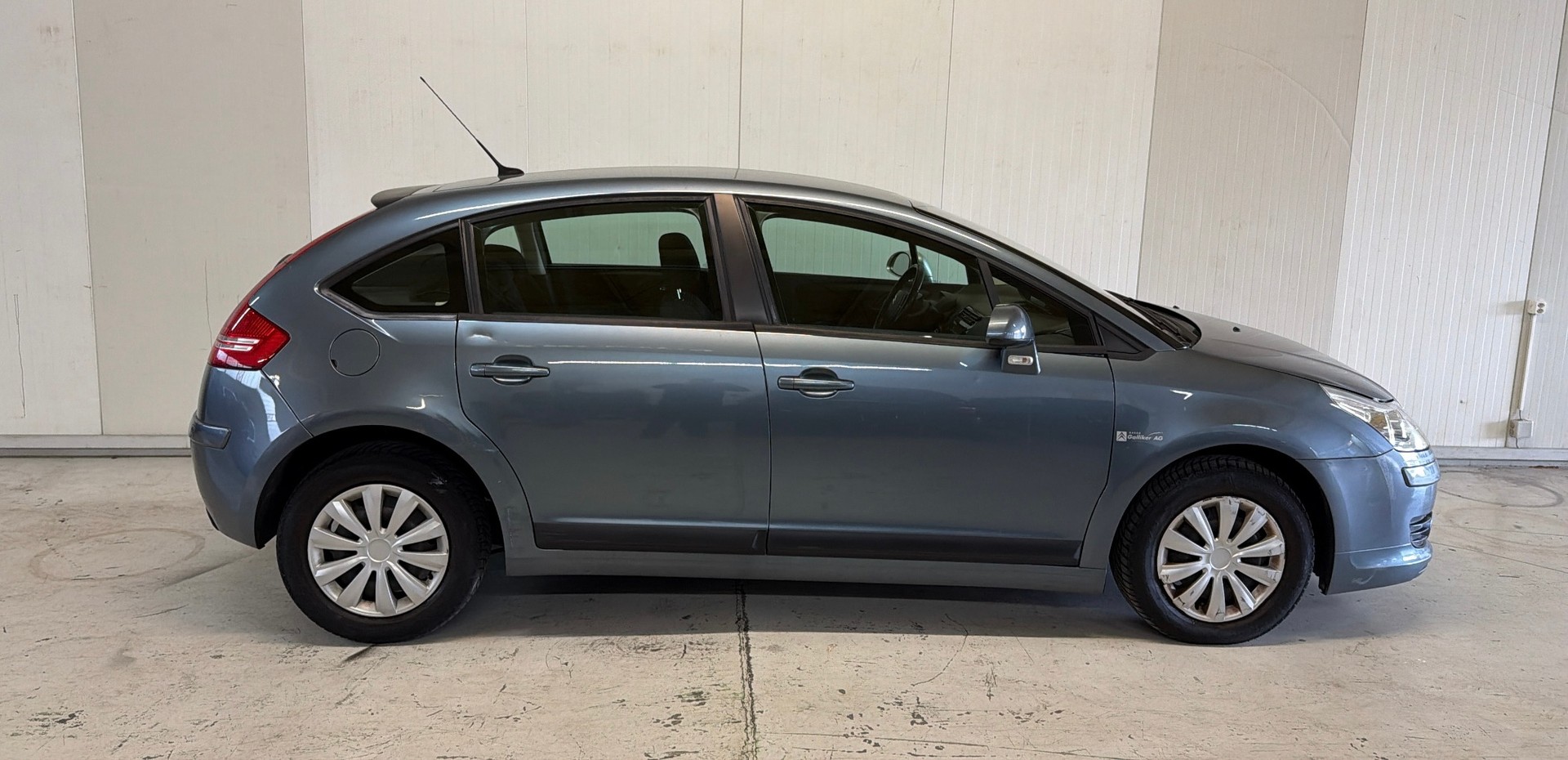 CITROEN C4 Berline 1.6i 16V SX-image-3