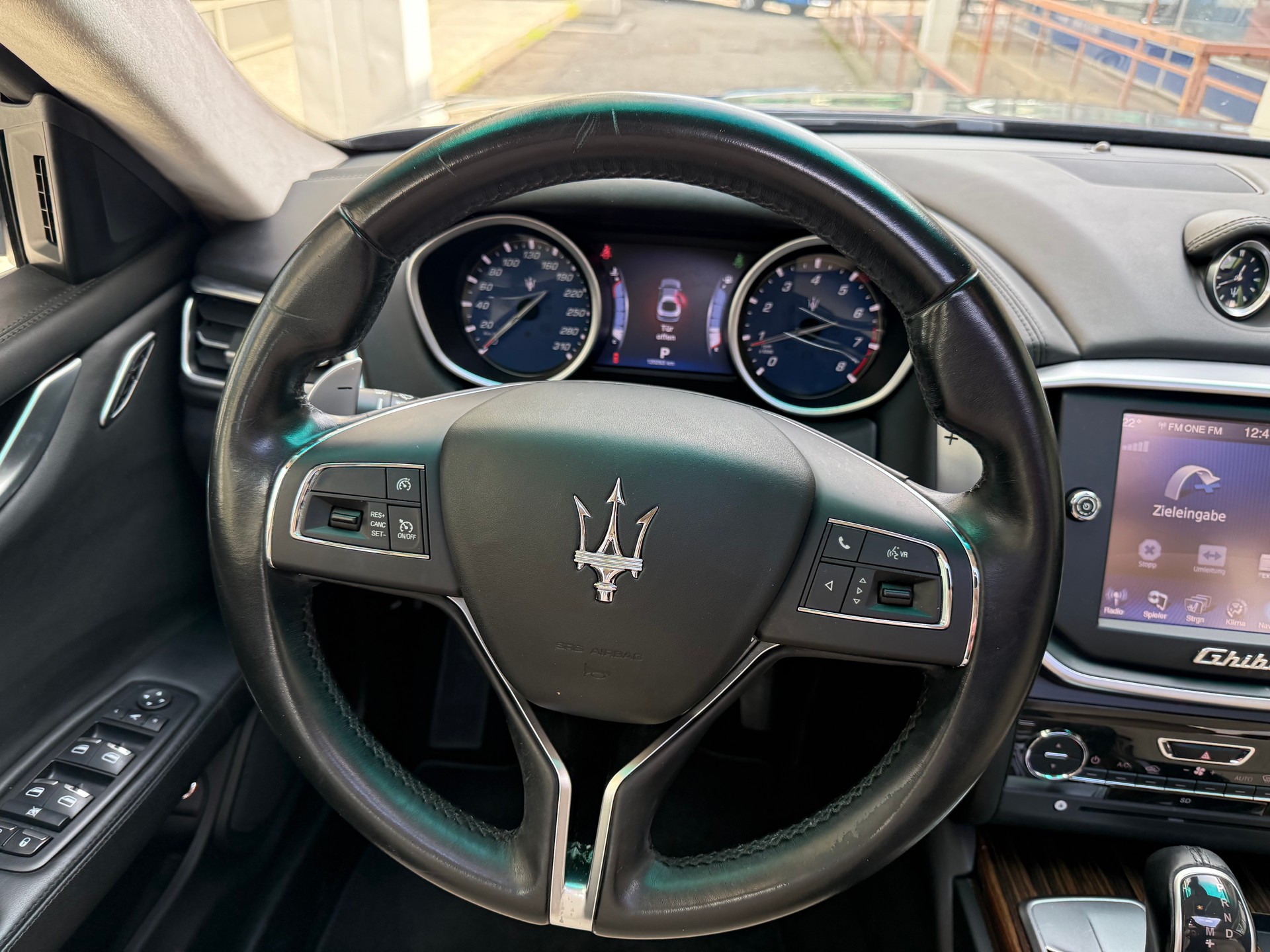 MASERATI Ghibli 3.0 V6 Automatica-image-12