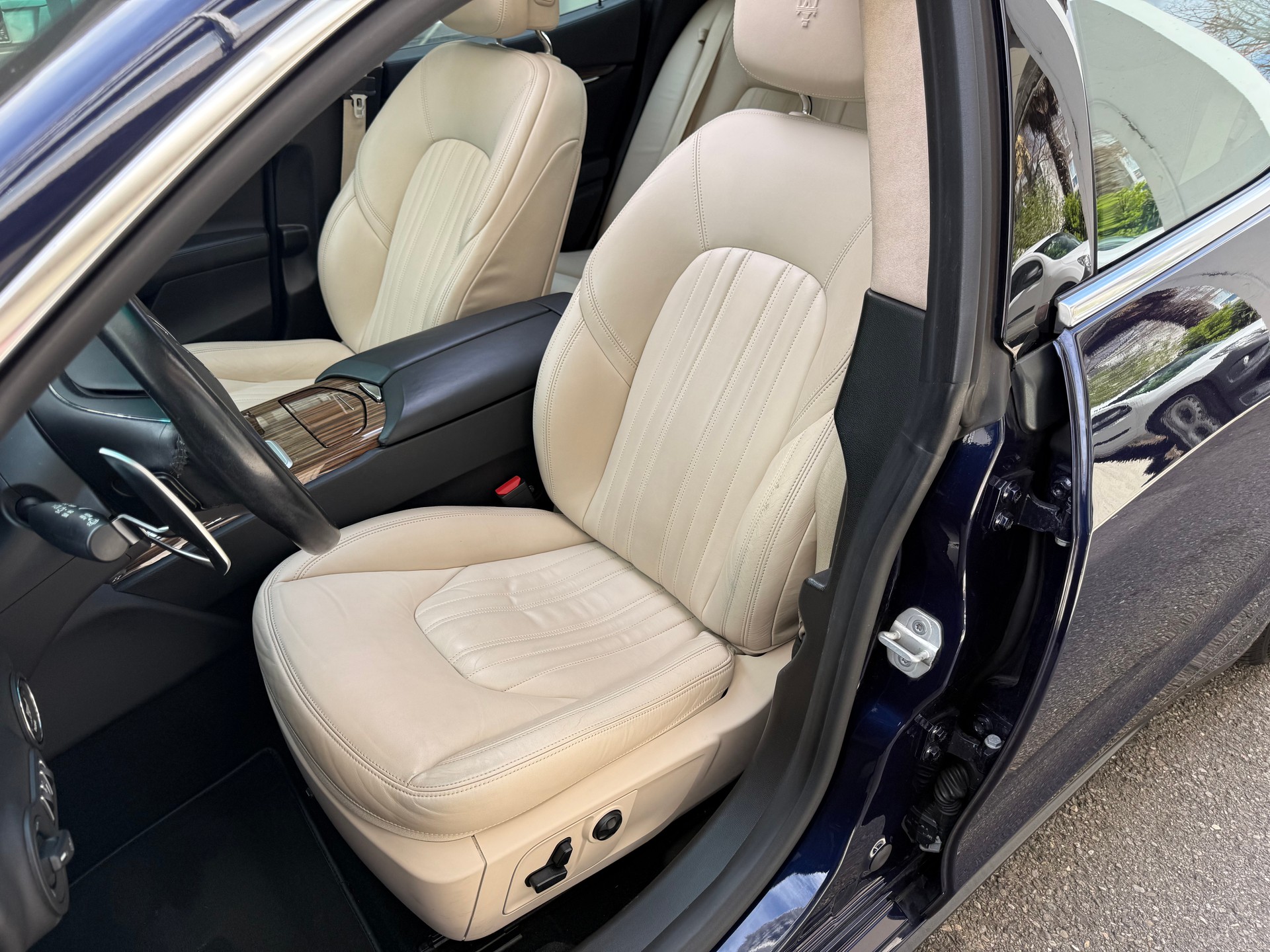 MASERATI Ghibli 3.0 V6 Automatica-image-9