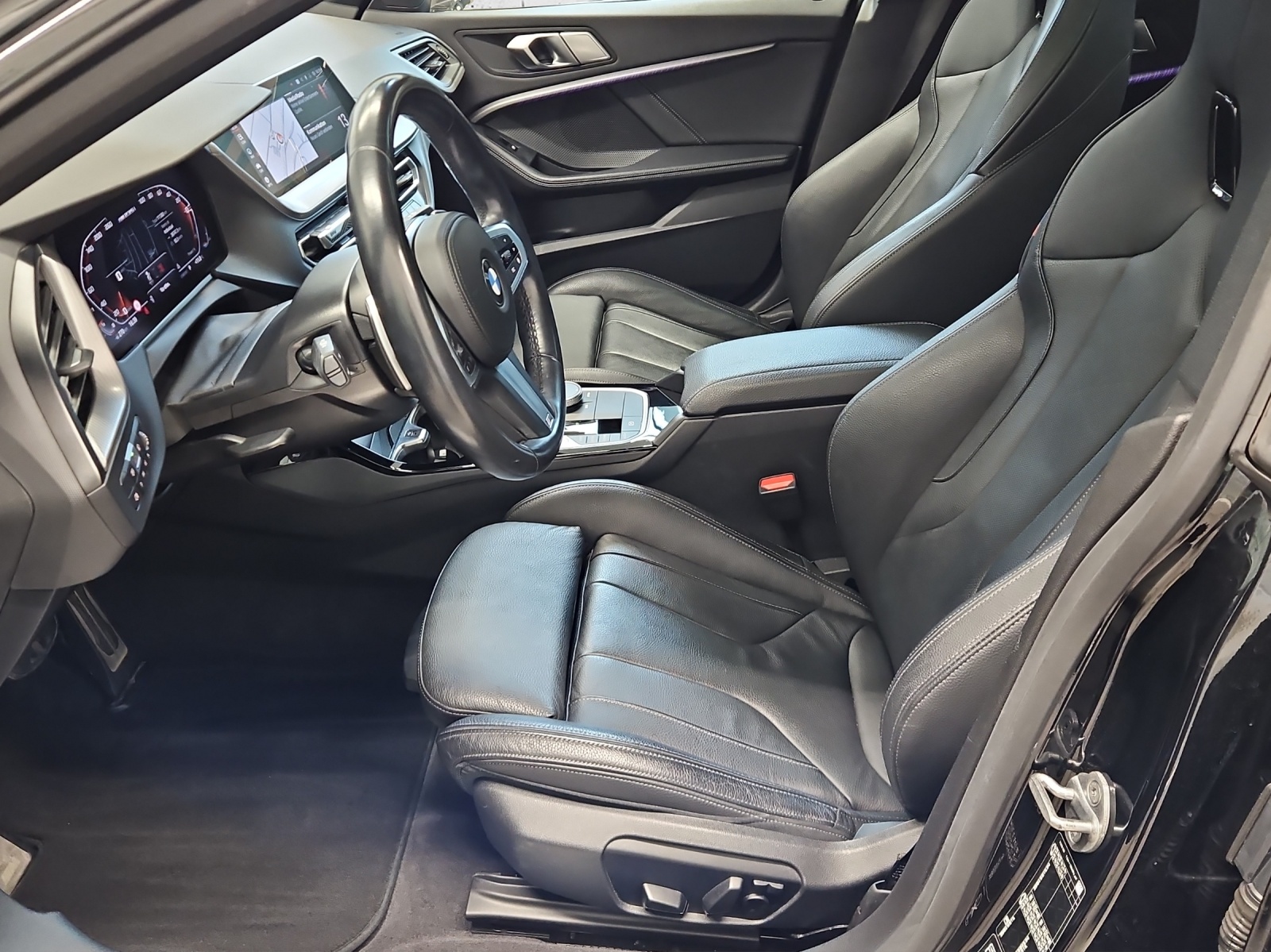 BMW M235i xDrive Gran Coupé-image-9