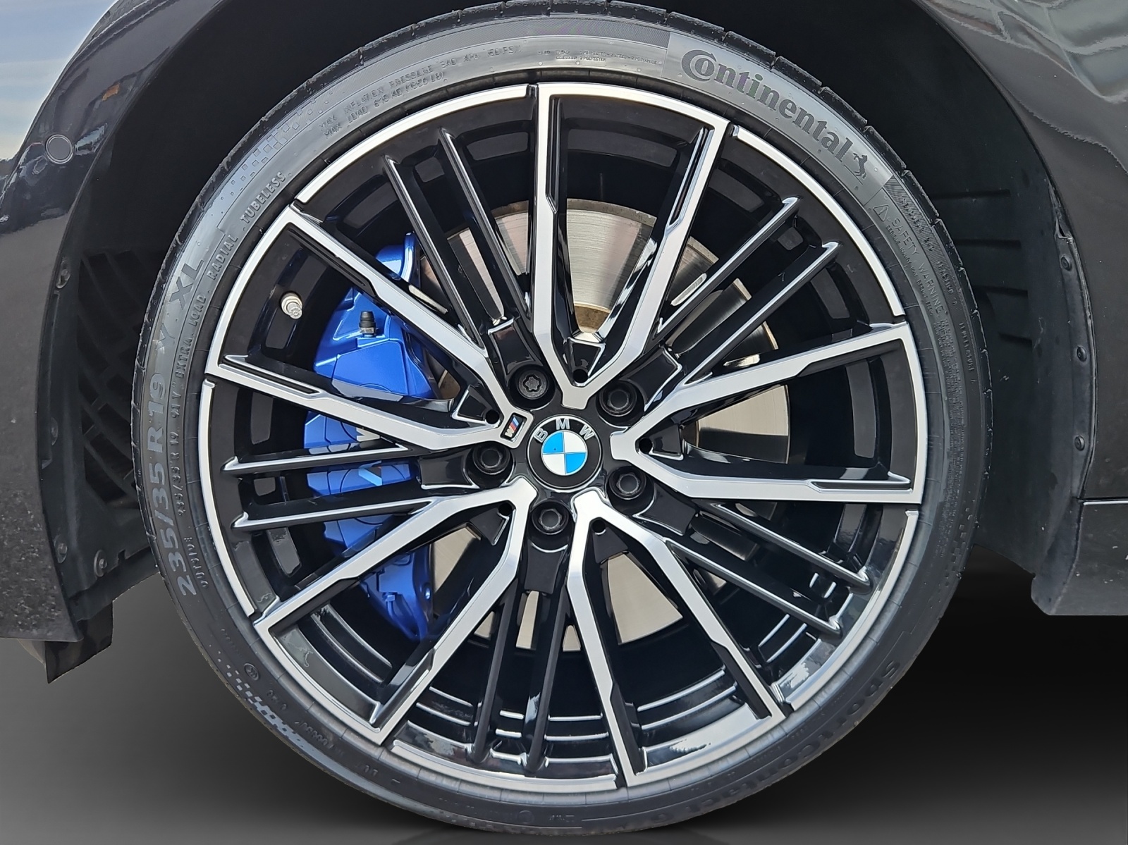 BMW M235i xDrive Gran Coupé-image-8