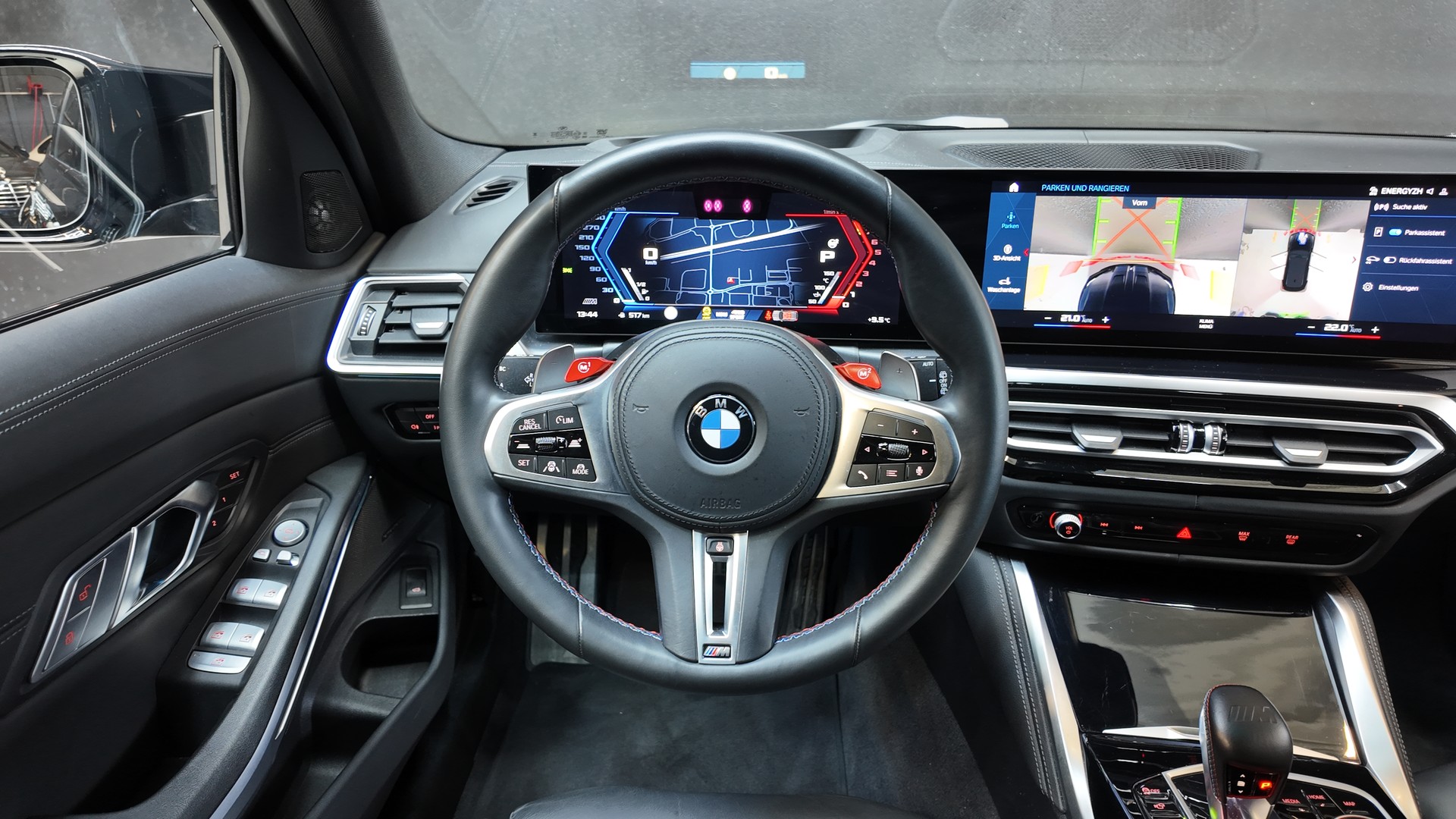 BMW M3 Touring xDrive Competition M-image-13