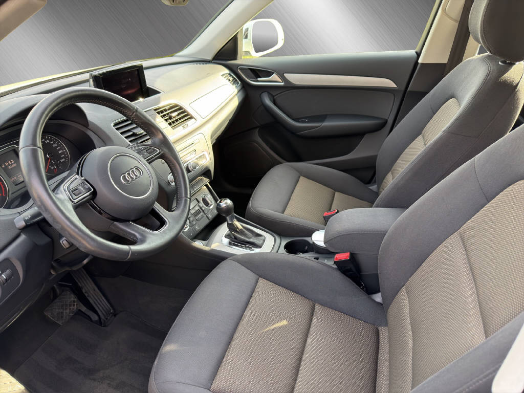 AUDI Q3 2.0 TDI 177 quattro S-Tronic-image-8