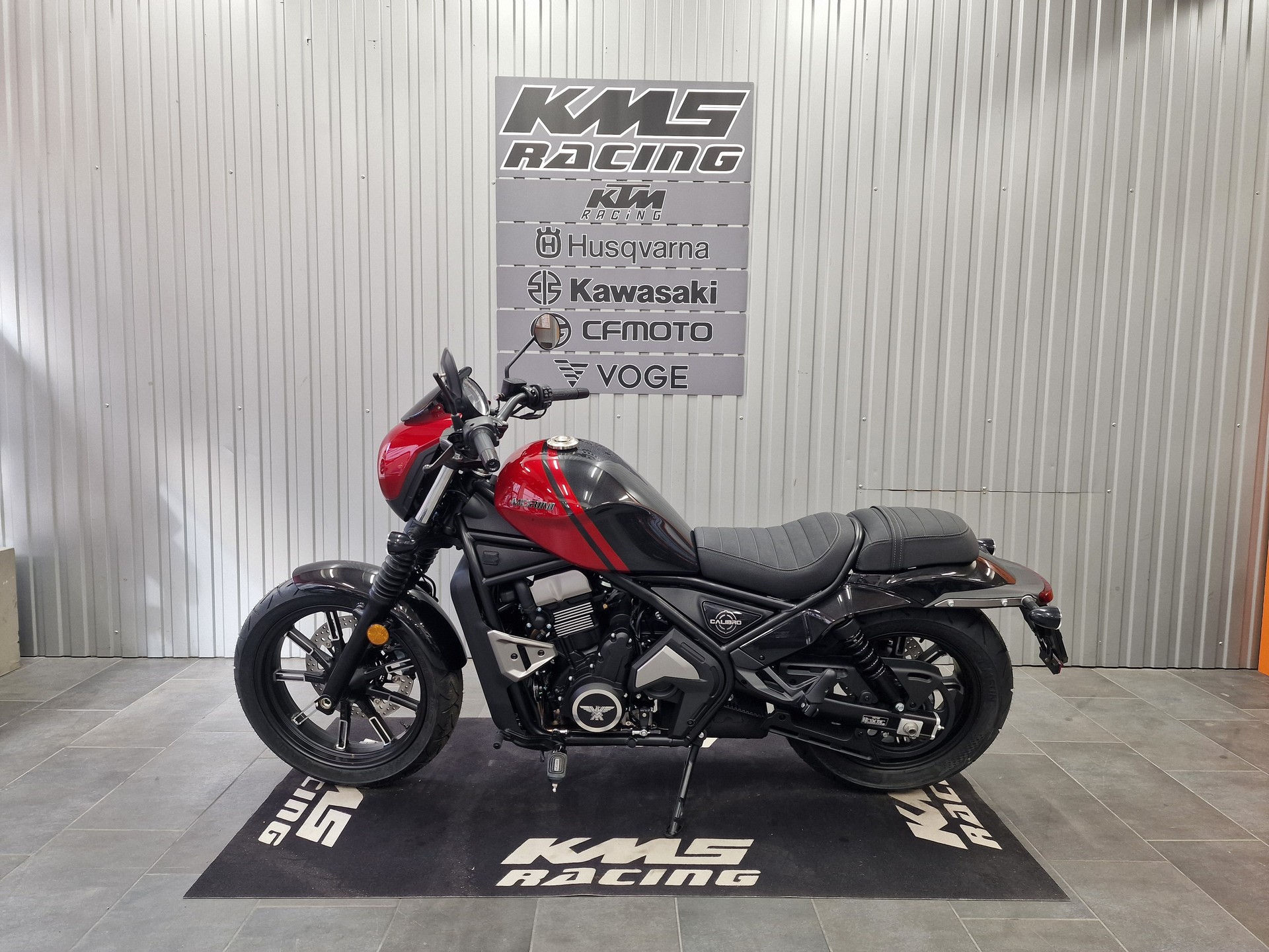 MOTO MORINI Calibro-showroom-element-3
