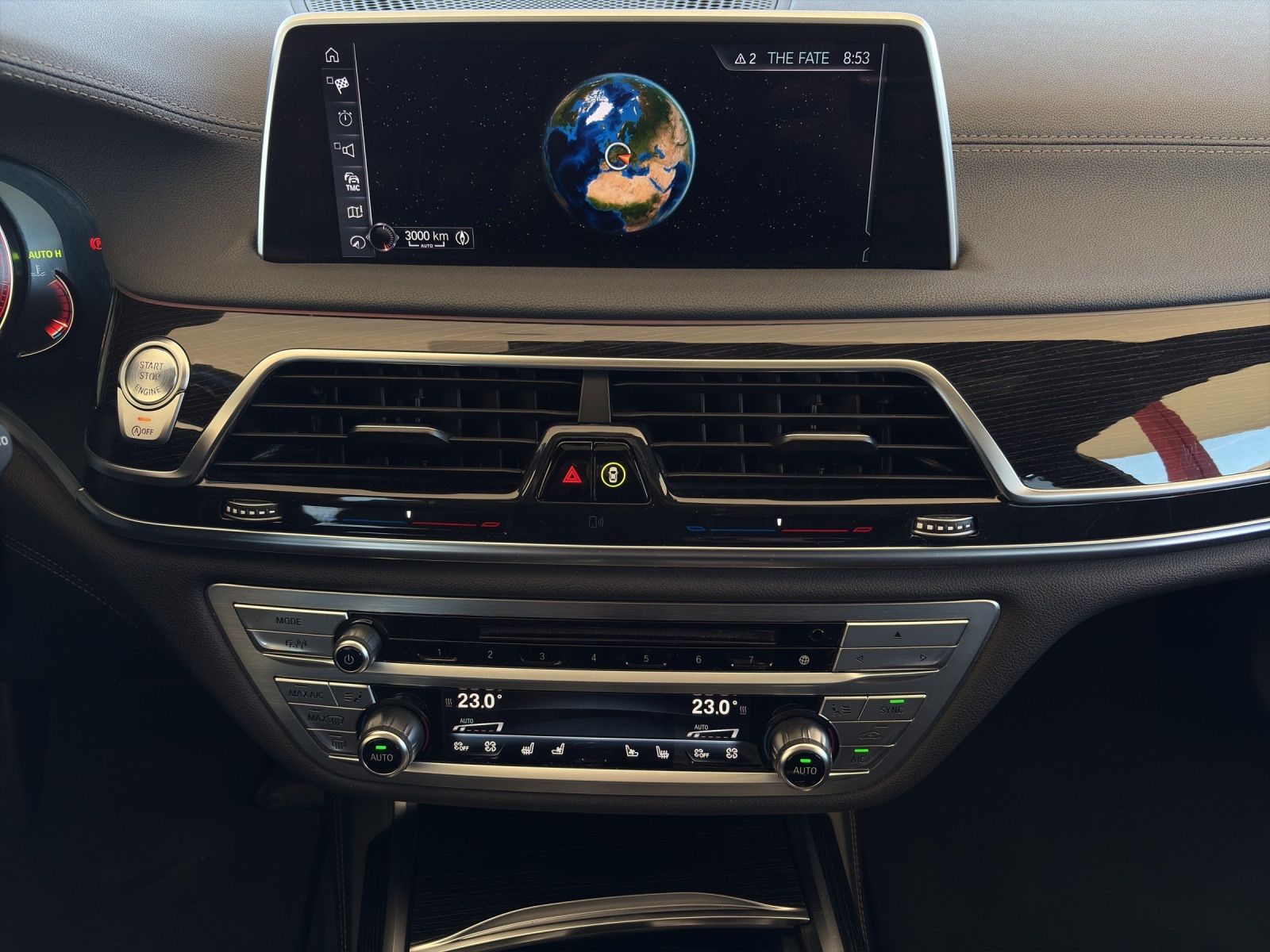 BMW 740 d xDrive Steptronic-image-14