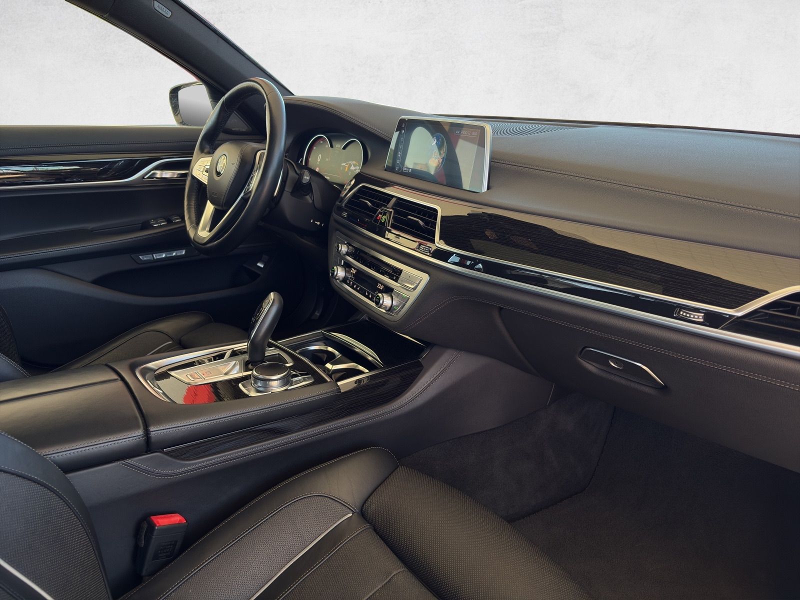 BMW 740 d xDrive Steptronic-image-9