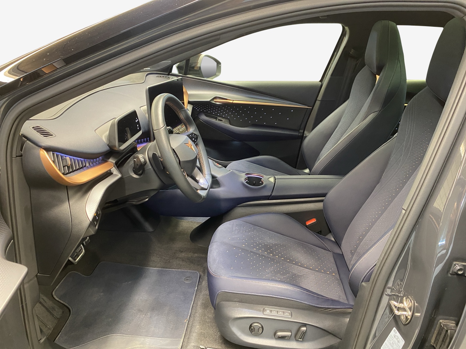 CUPRA Tavascan Type 9 77 kWh Adrenaline-image-8
