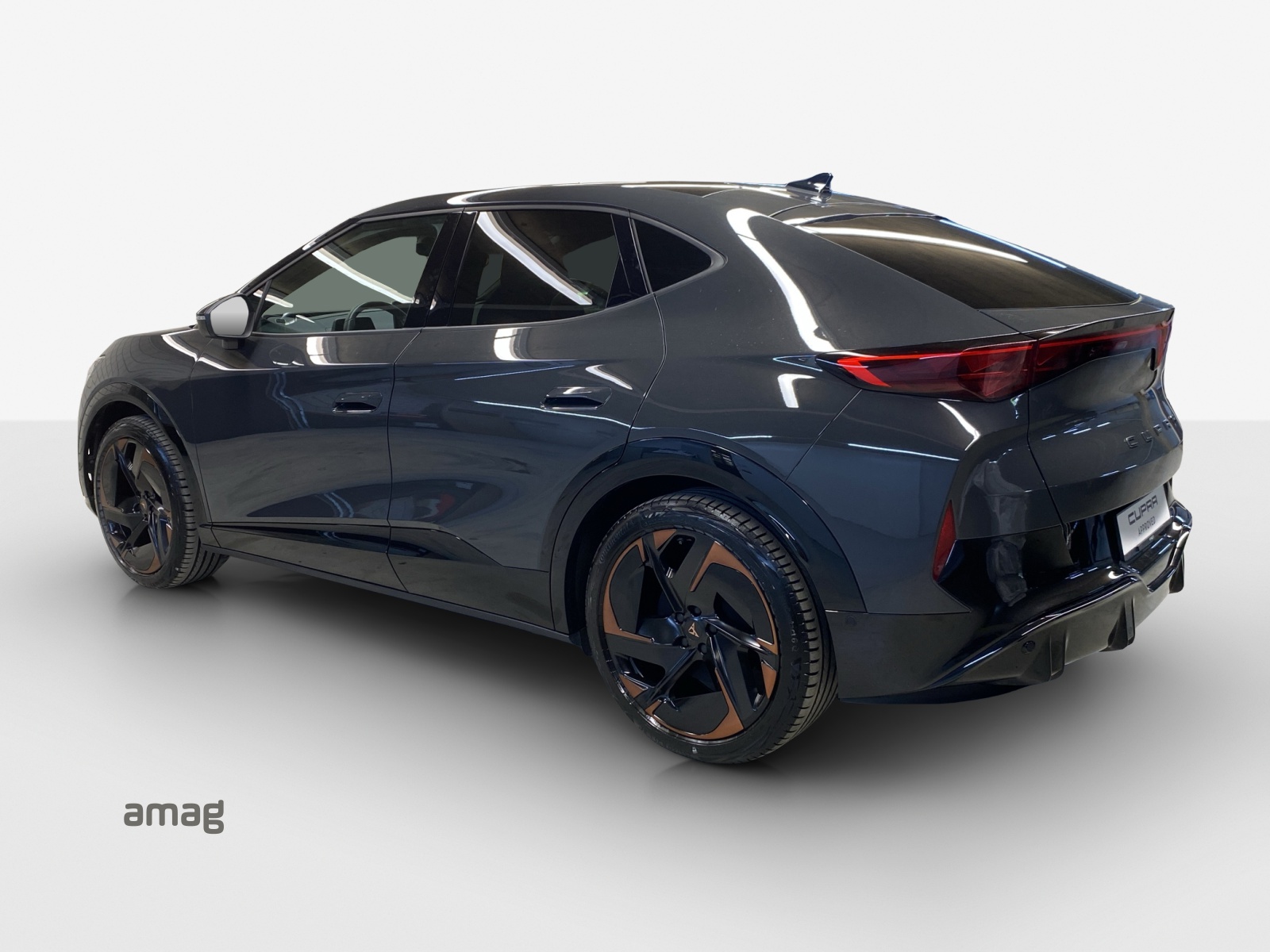 CUPRA Tavascan Type 9 77 kWh Adrenaline-image-2