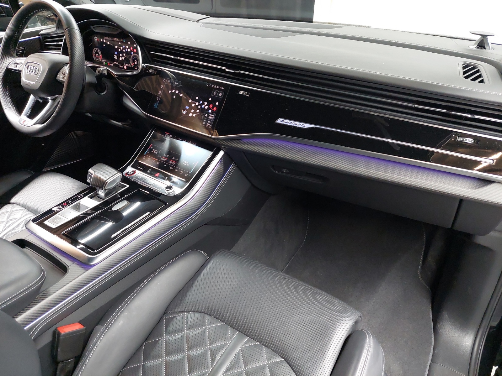 AUDI SQ7 TFSI quattro tiptronic-image-10