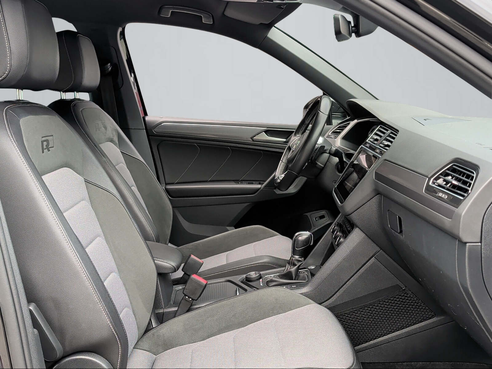 VW Tiguan 2.0TSI Highline 4Motion DSG-image-6