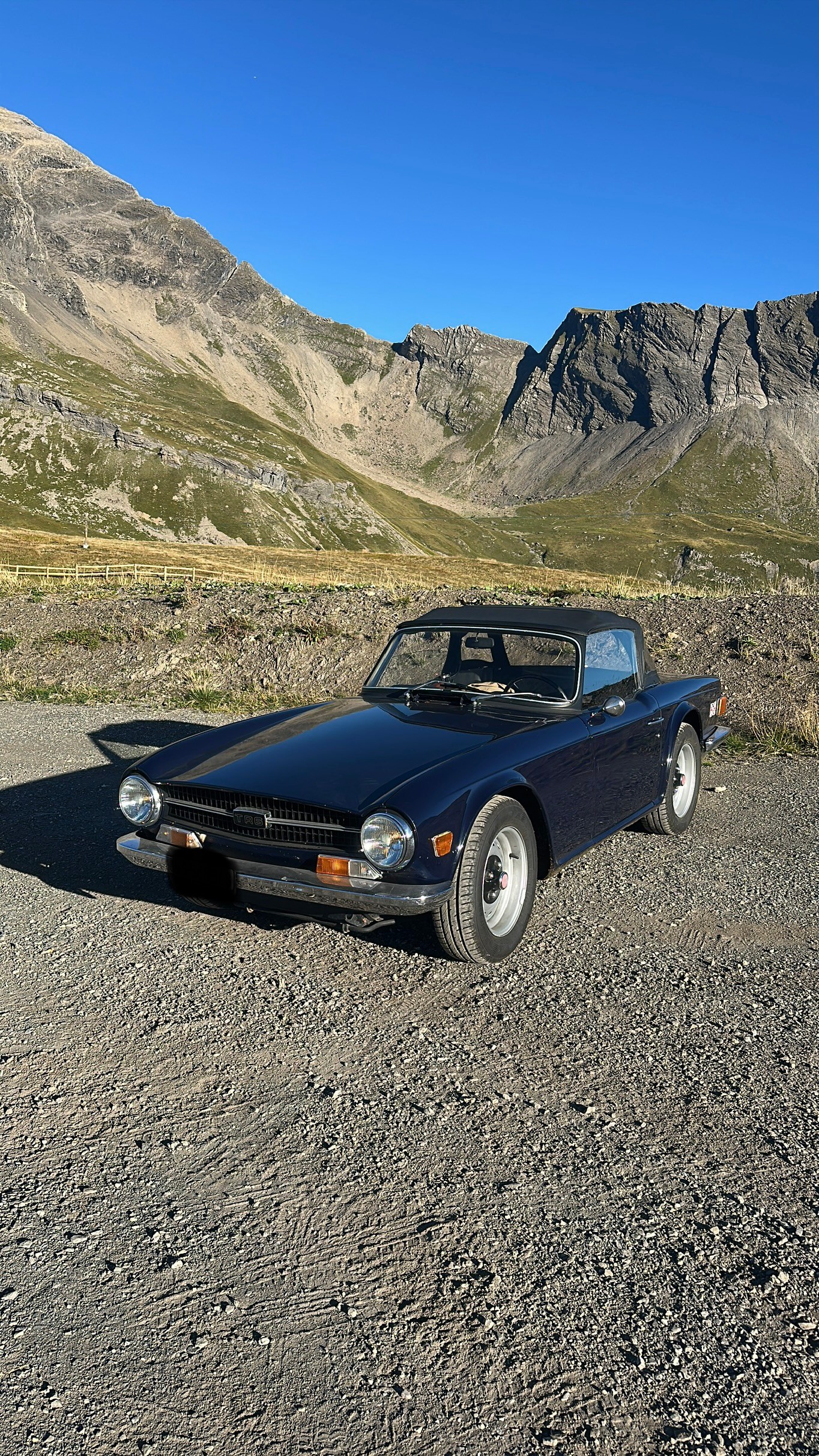 TRIUMPH Triumph TR6-image-2