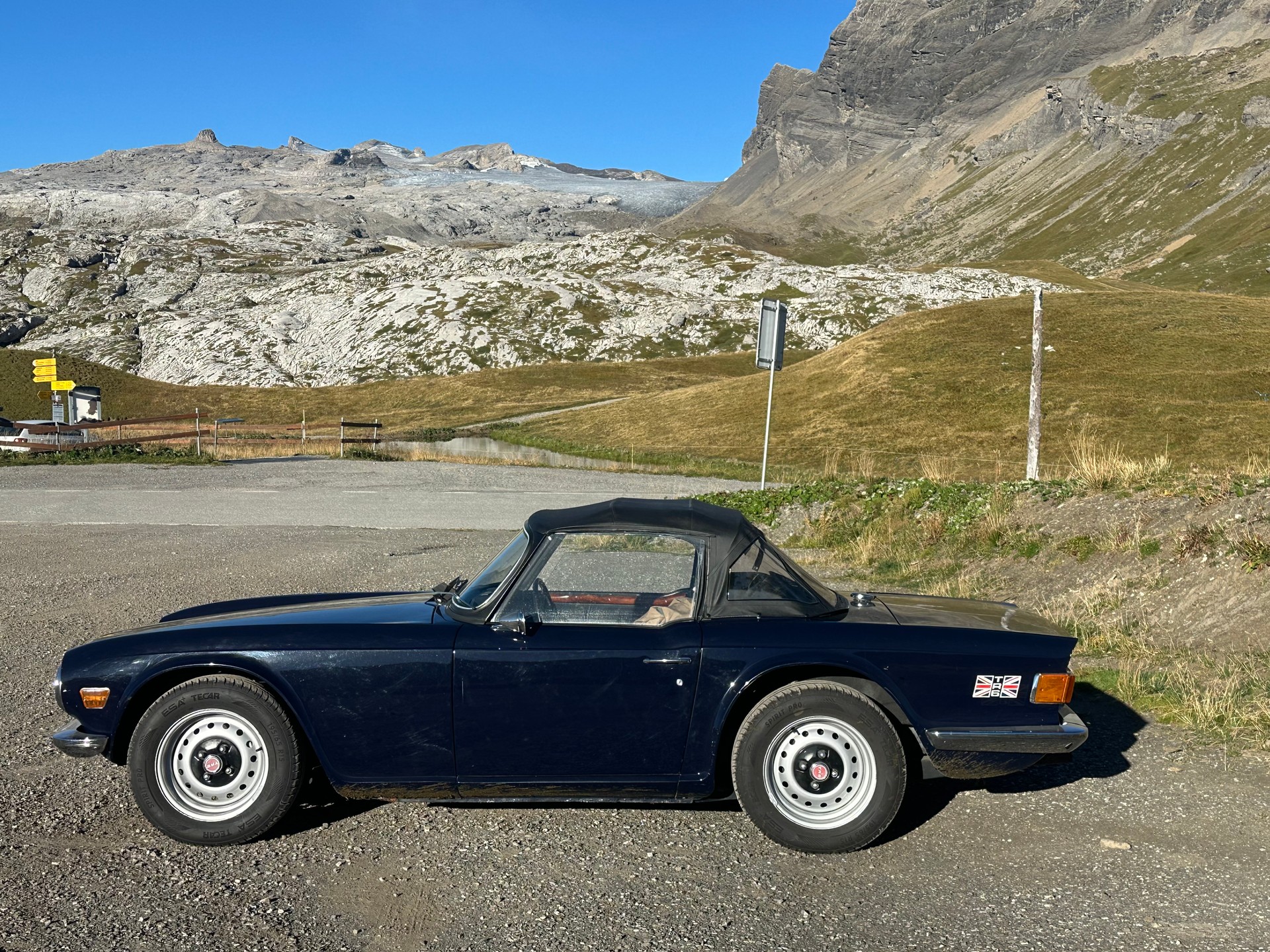TRIUMPH Triumph TR6-image-3