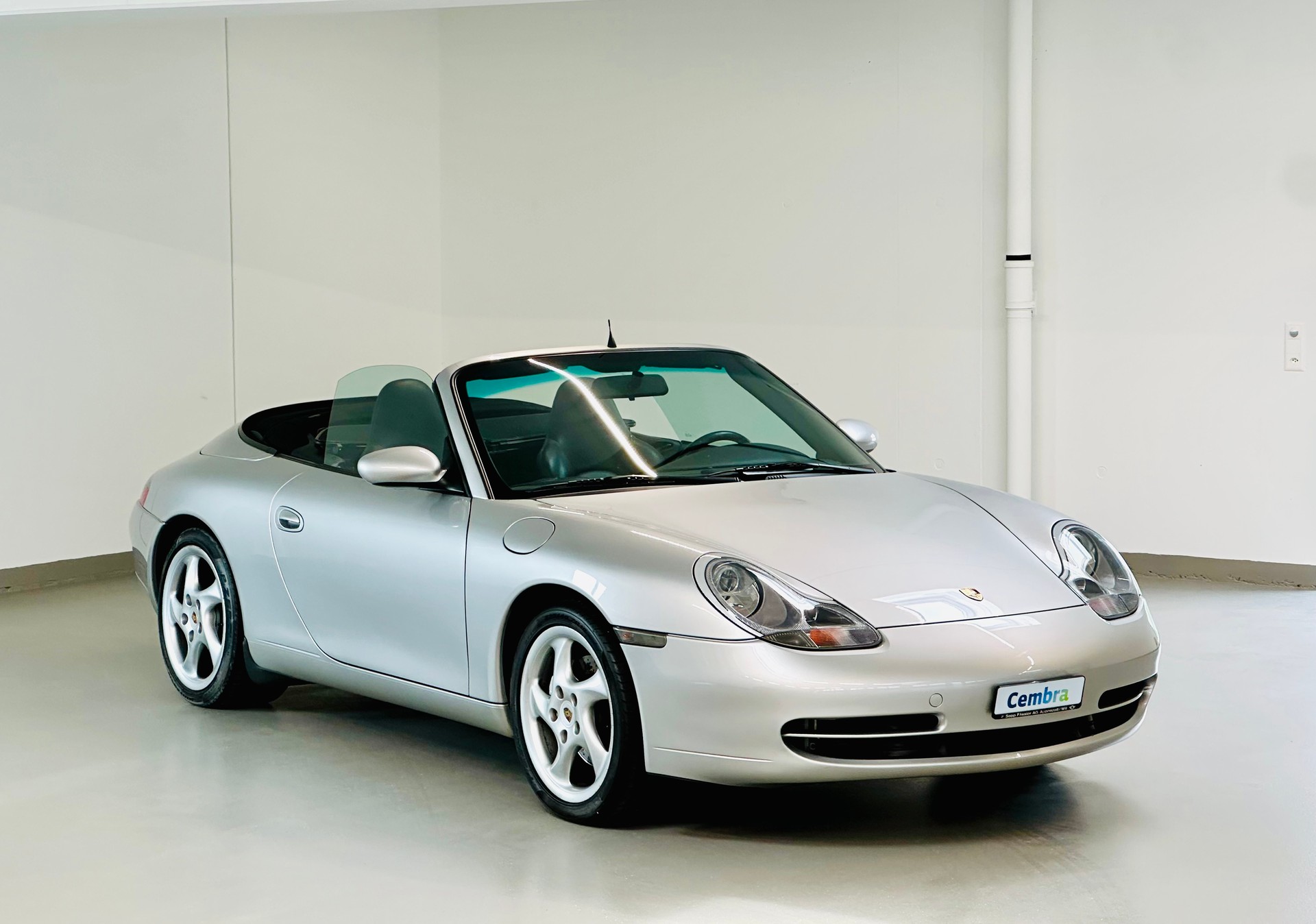 PORSCHE 911 Carrera 4 Cabrio-image-0