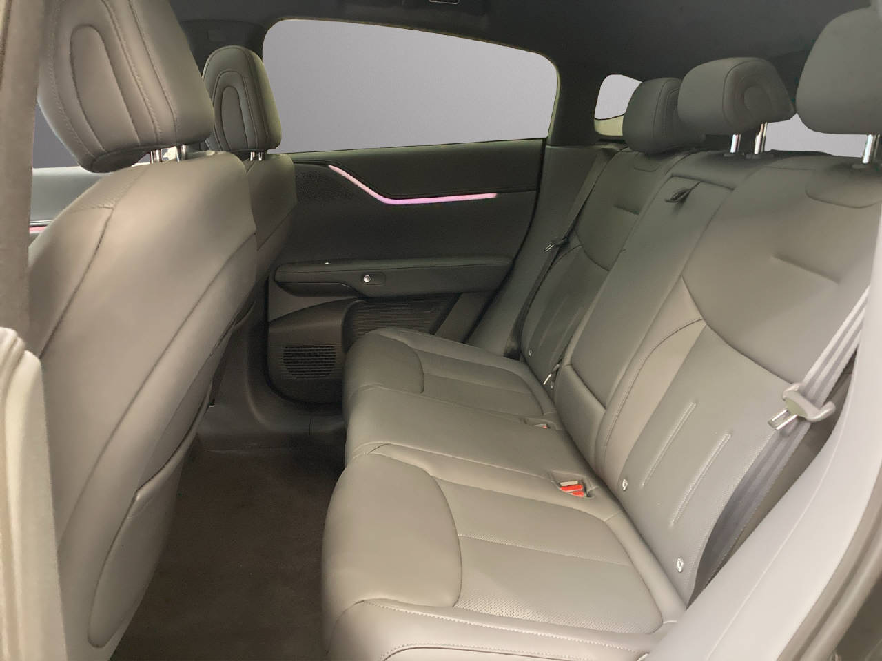 XPENG G6 Performance AWD-image-5