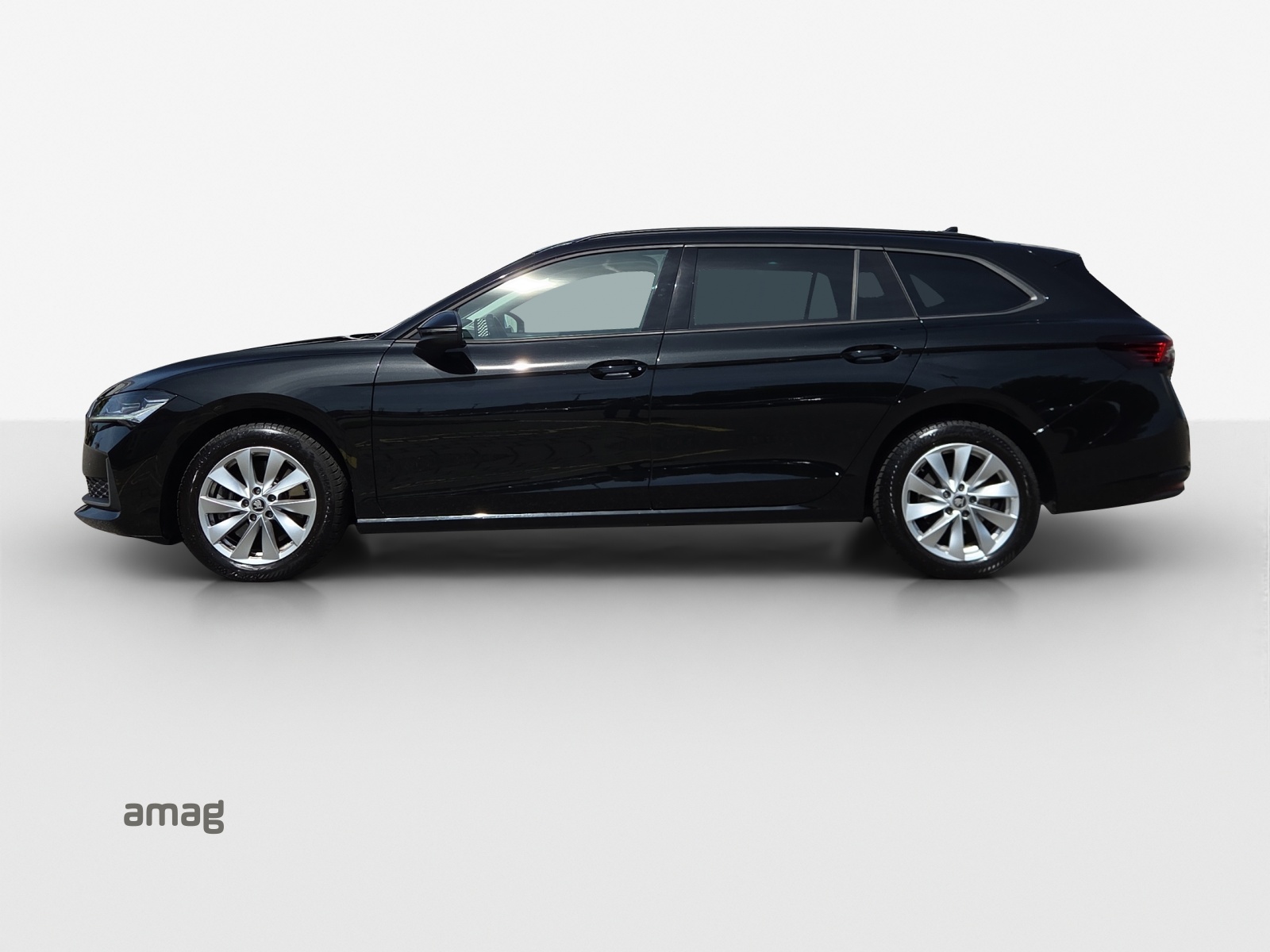 SKODA Superb Combi 2.0 TDi Selection 4x4 DSG-image-1