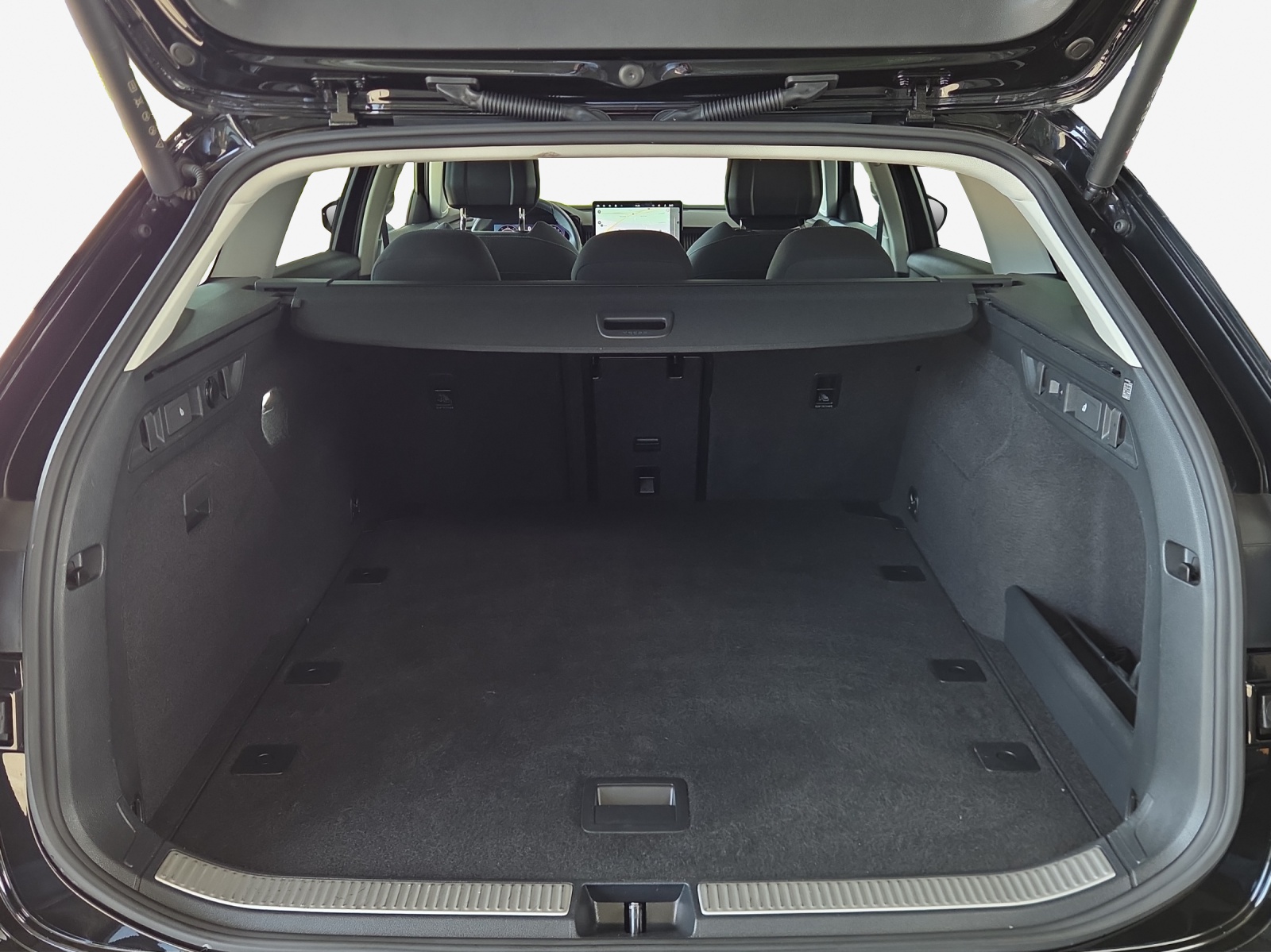 SKODA Superb Combi 2.0 TDi Selection 4x4 DSG-image-12