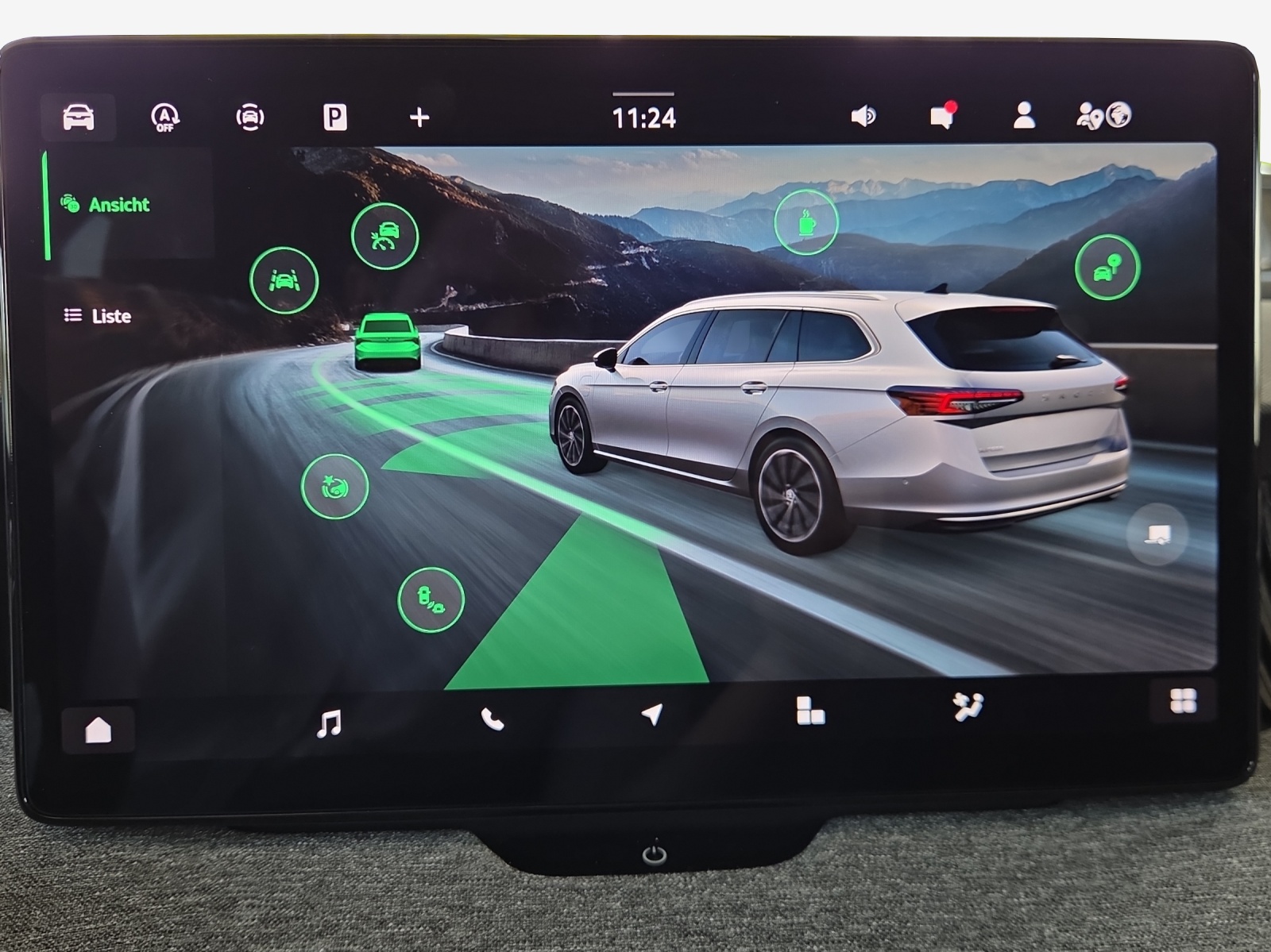 SKODA Superb Combi 2.0 TDi Selection 4x4 DSG-image-15