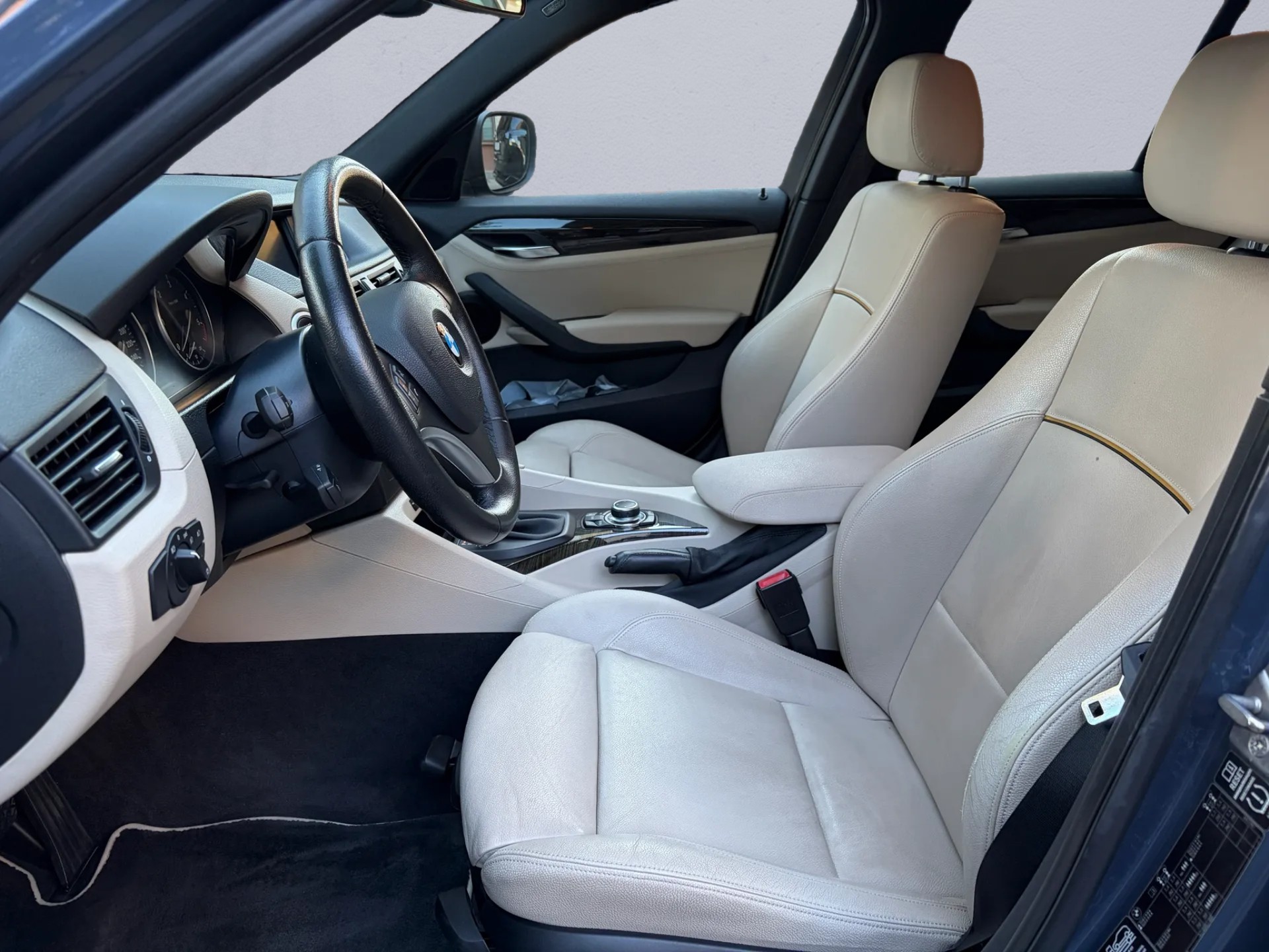 BMW X1 xDrive 18d Steptronic-image-10