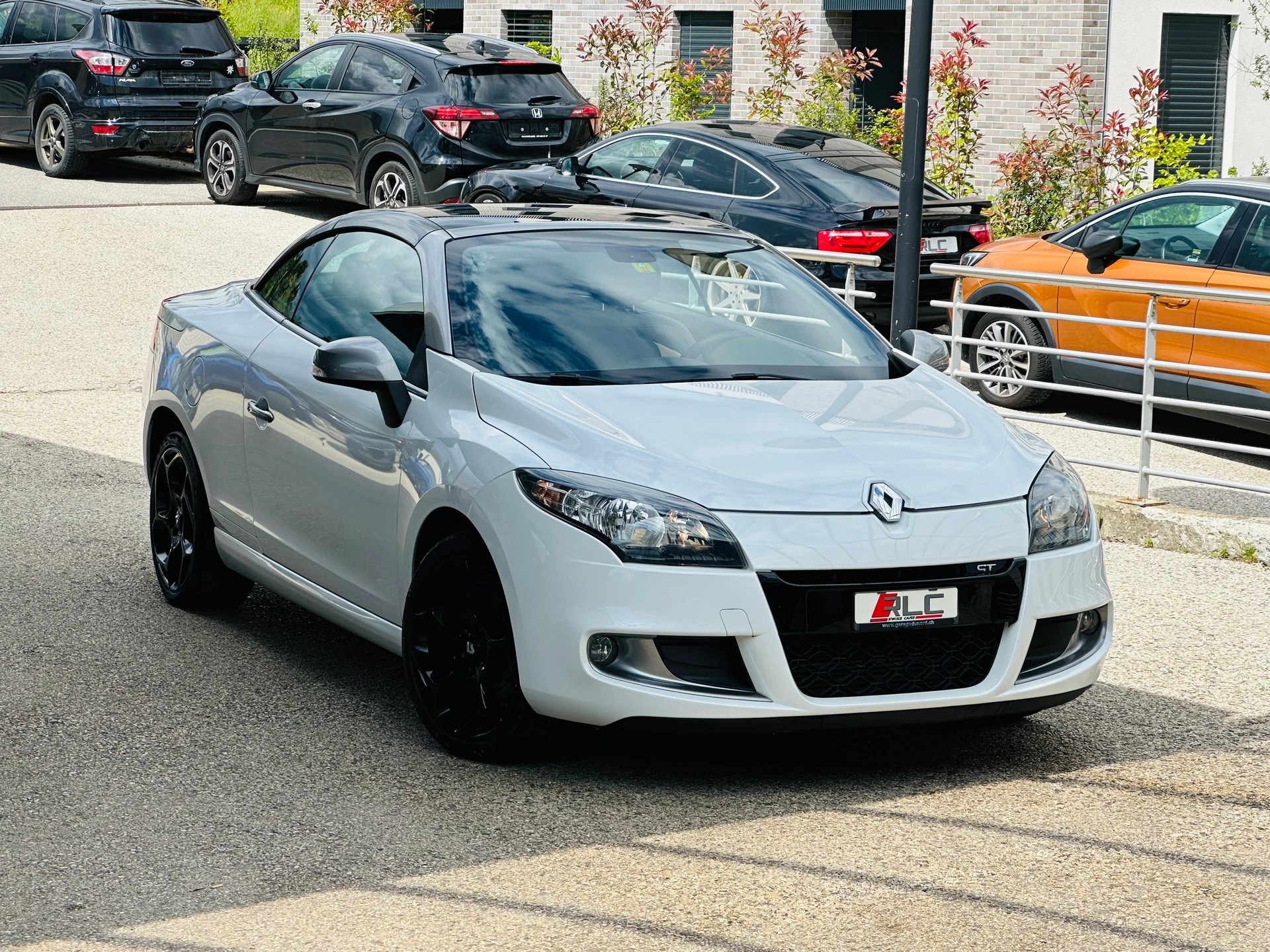 RENAULT Mégane CC 2.0 16V Turbo GT-image-4