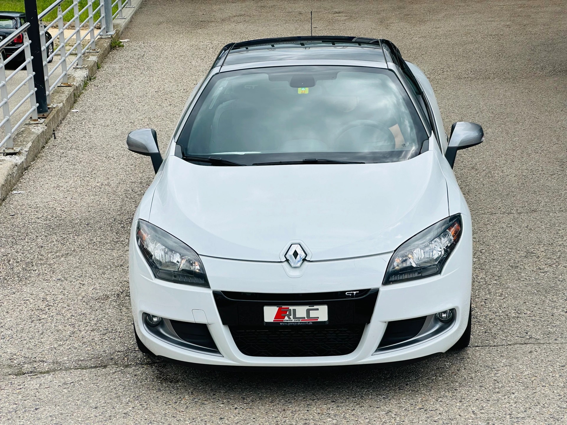 RENAULT Mégane CC 2.0 16V Turbo GT-image-2
