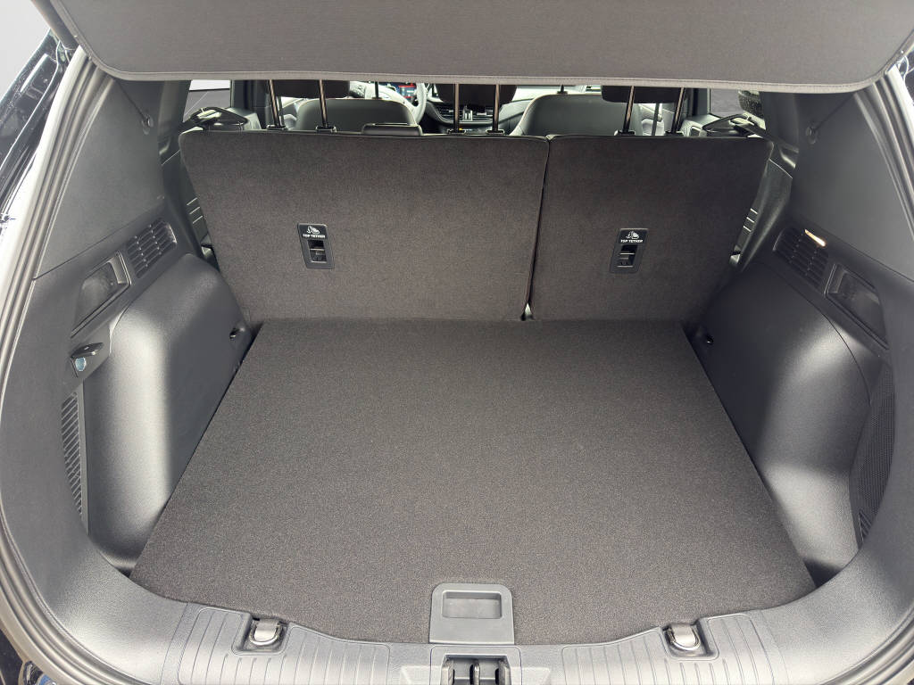FORD Kuga 2.5 Hybrid Black Edition 4x4-image-15