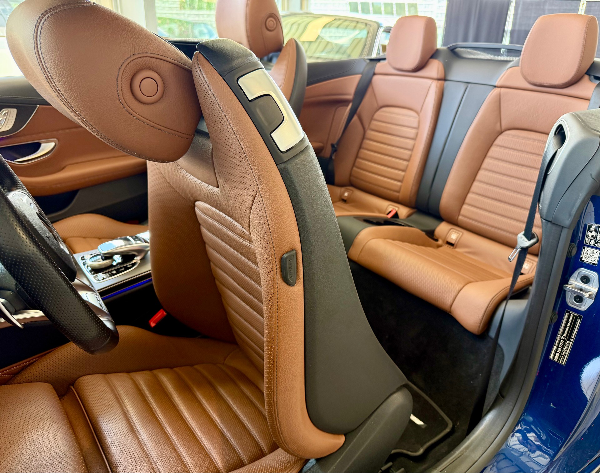 MERCEDES-BENZ C 43 Cabriolet AMG 4Matic 9G-Tronic-image-22