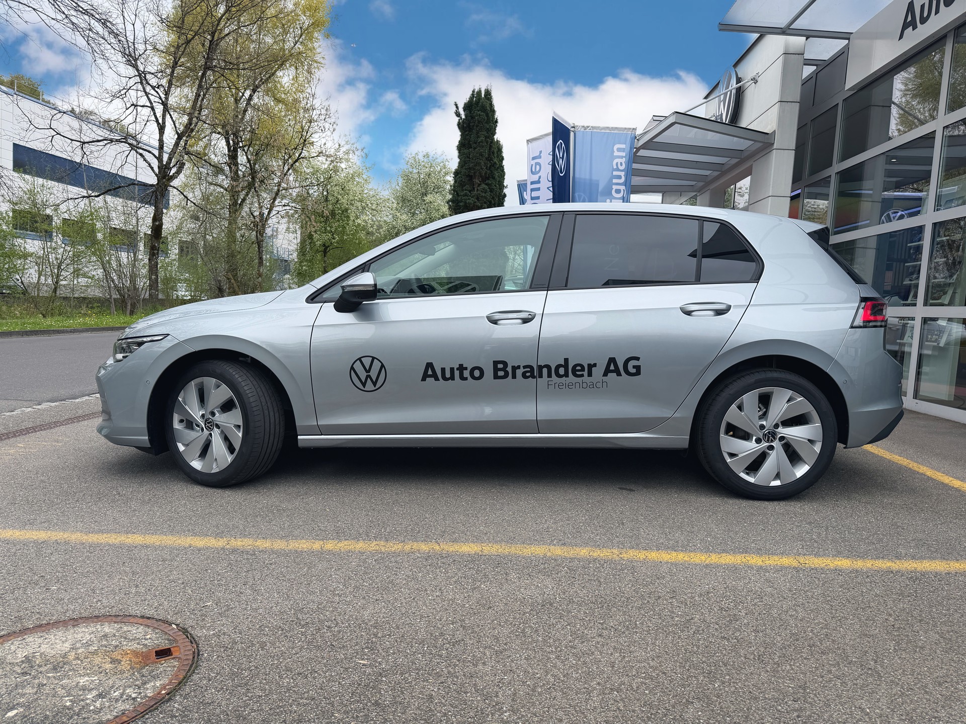 VW Golf 1.5 e TSI mHEV United DSG-image-3