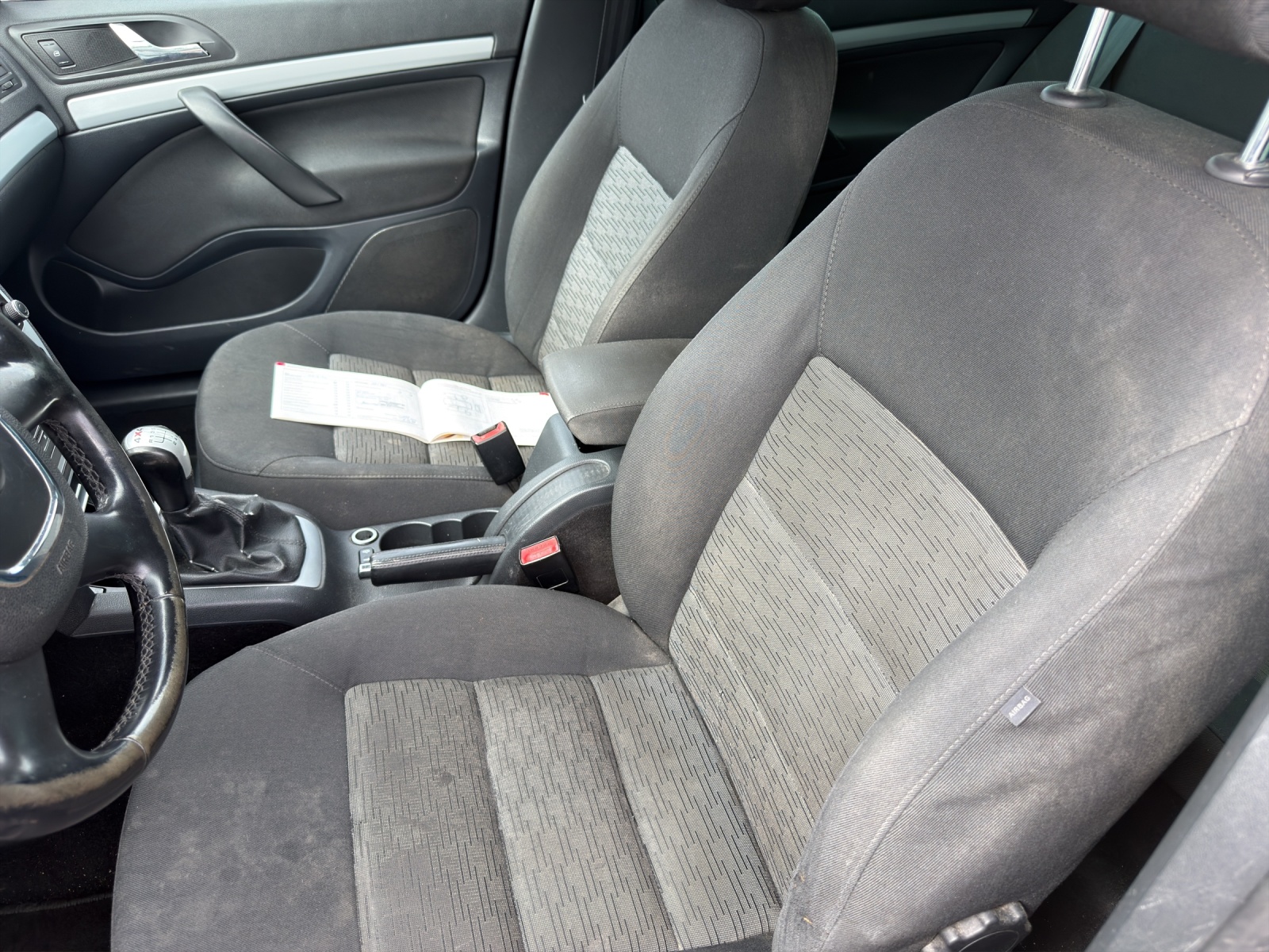SKODA Octavia Combi 1.6 TDI 4x4-image-4